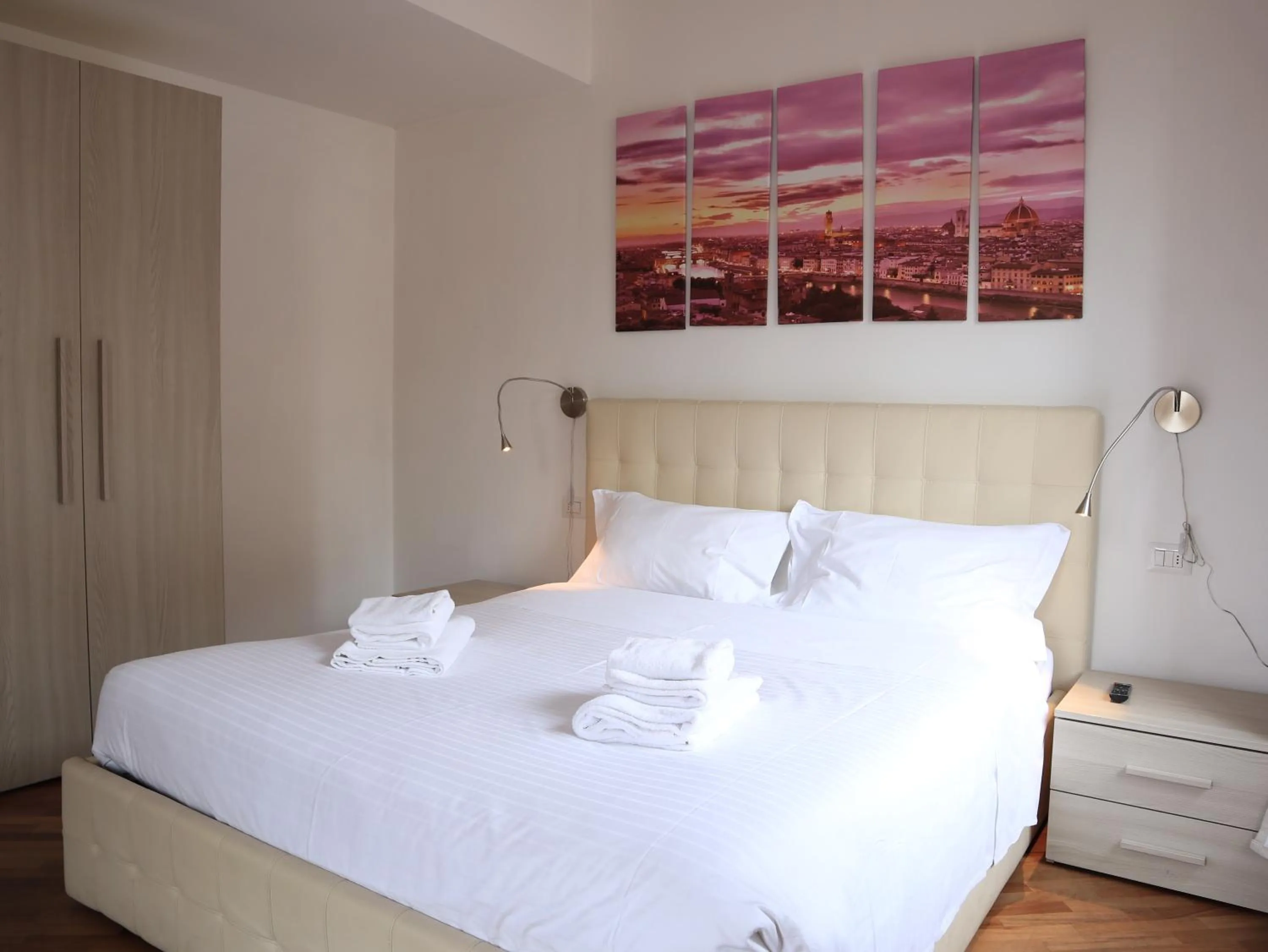 Bed in Le Tre Lune Suites