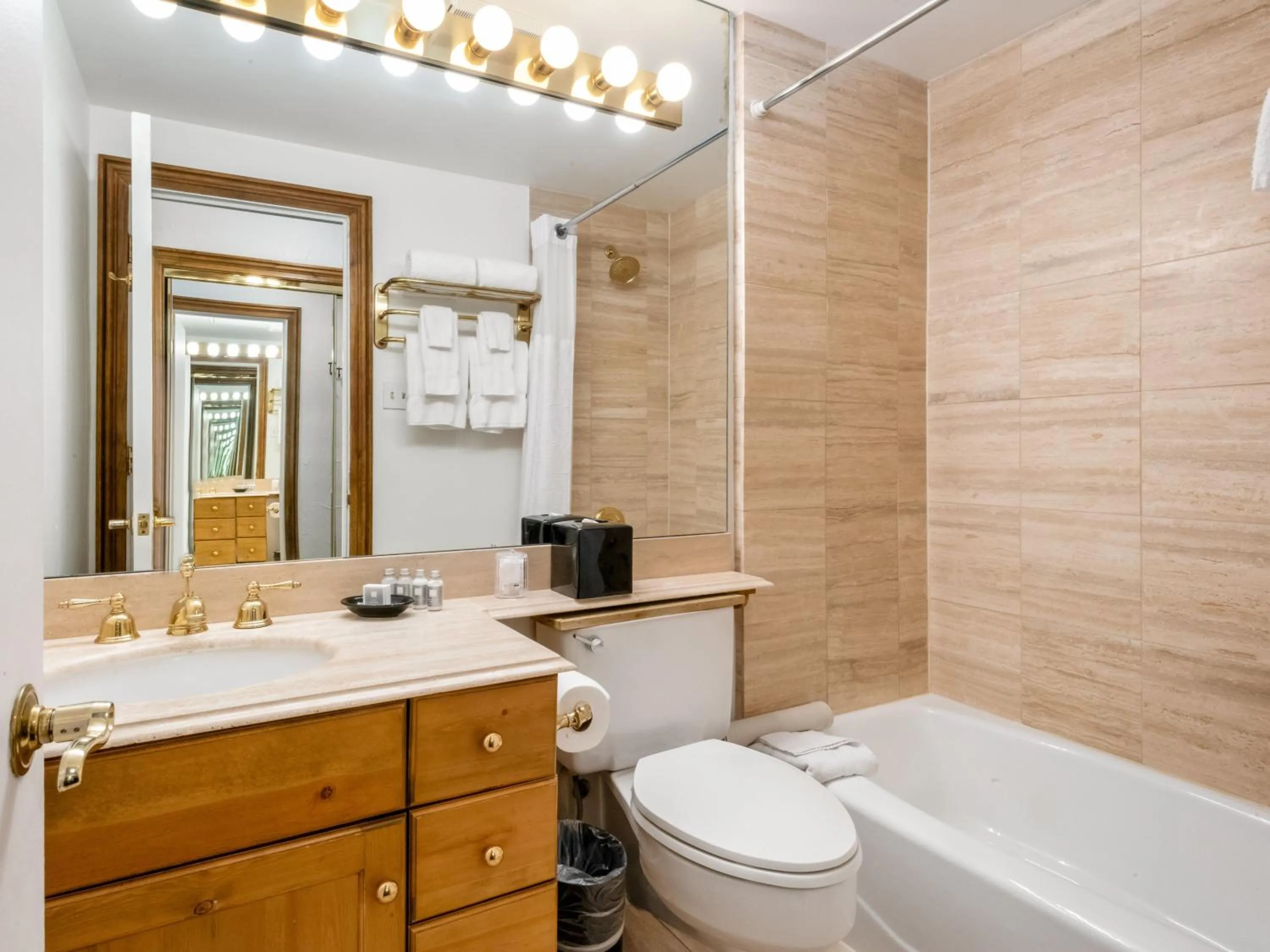 Bathroom in Christiania Lodge