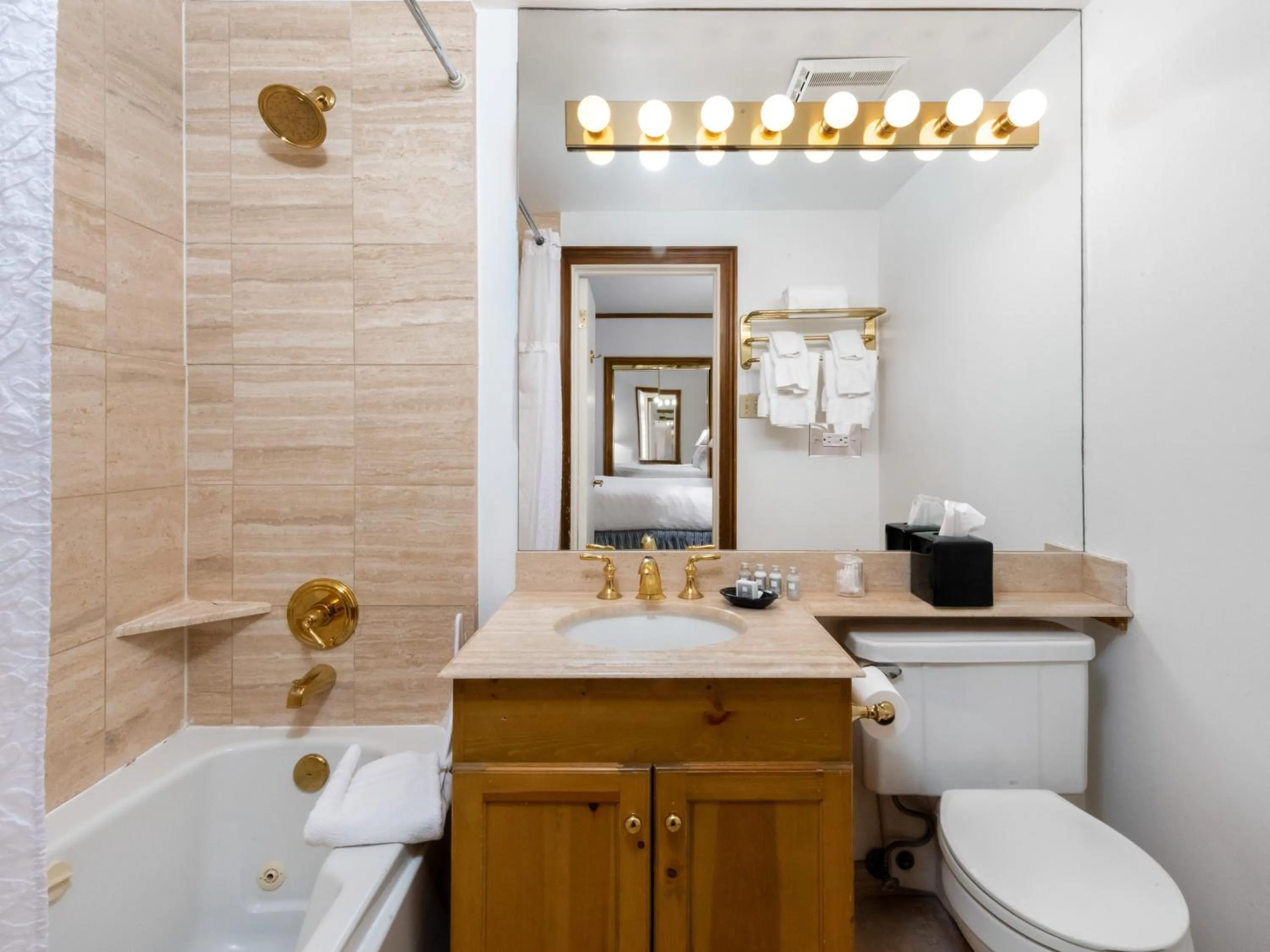 Bathroom in Christiania Lodge