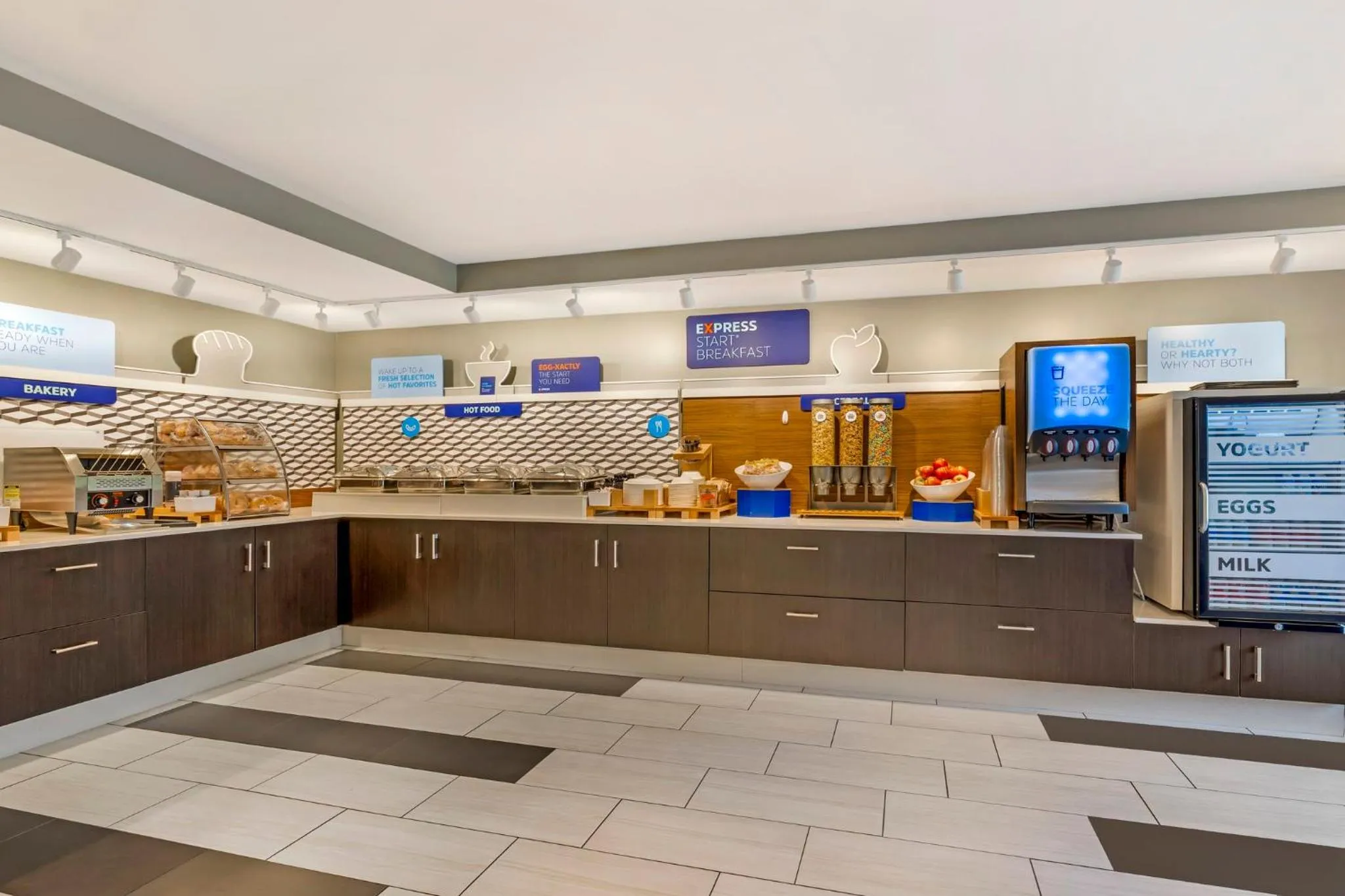 Breakfast in Holiday Inn Express - Plattsburgh by IHG