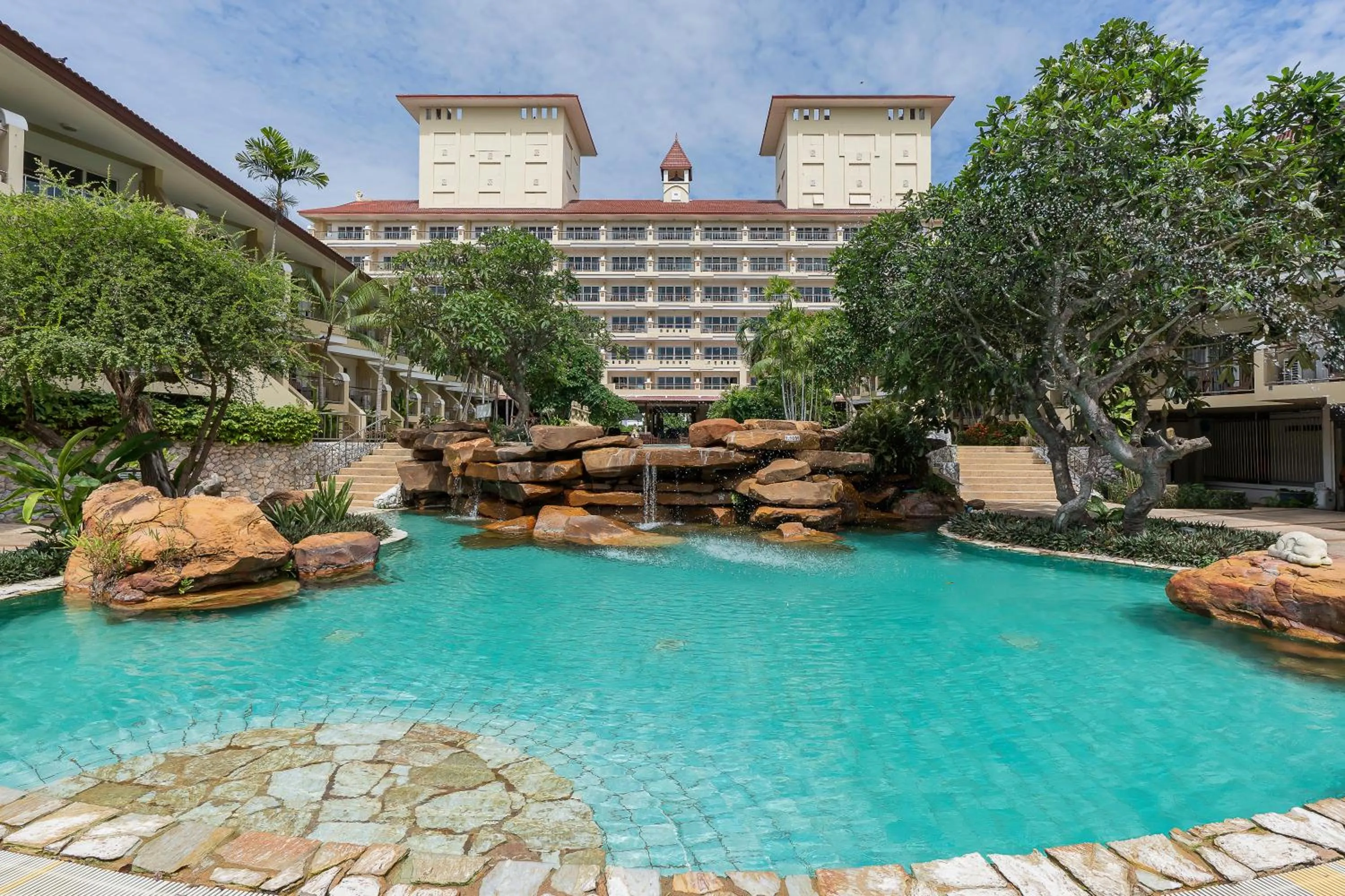 Swimming pool in Bella Villa Cabana