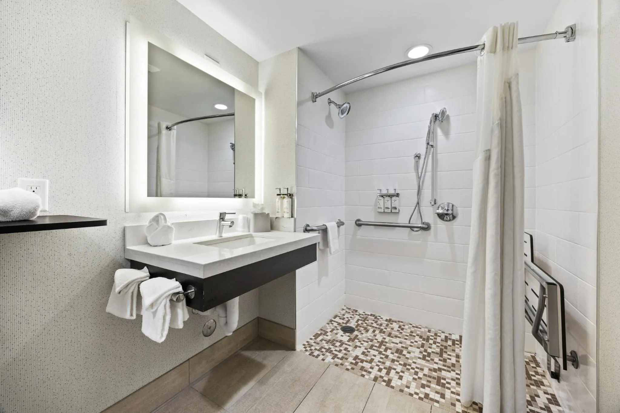 Bathroom in Holiday Inn Express - Sunnyvale - Silicon Valley by IHG