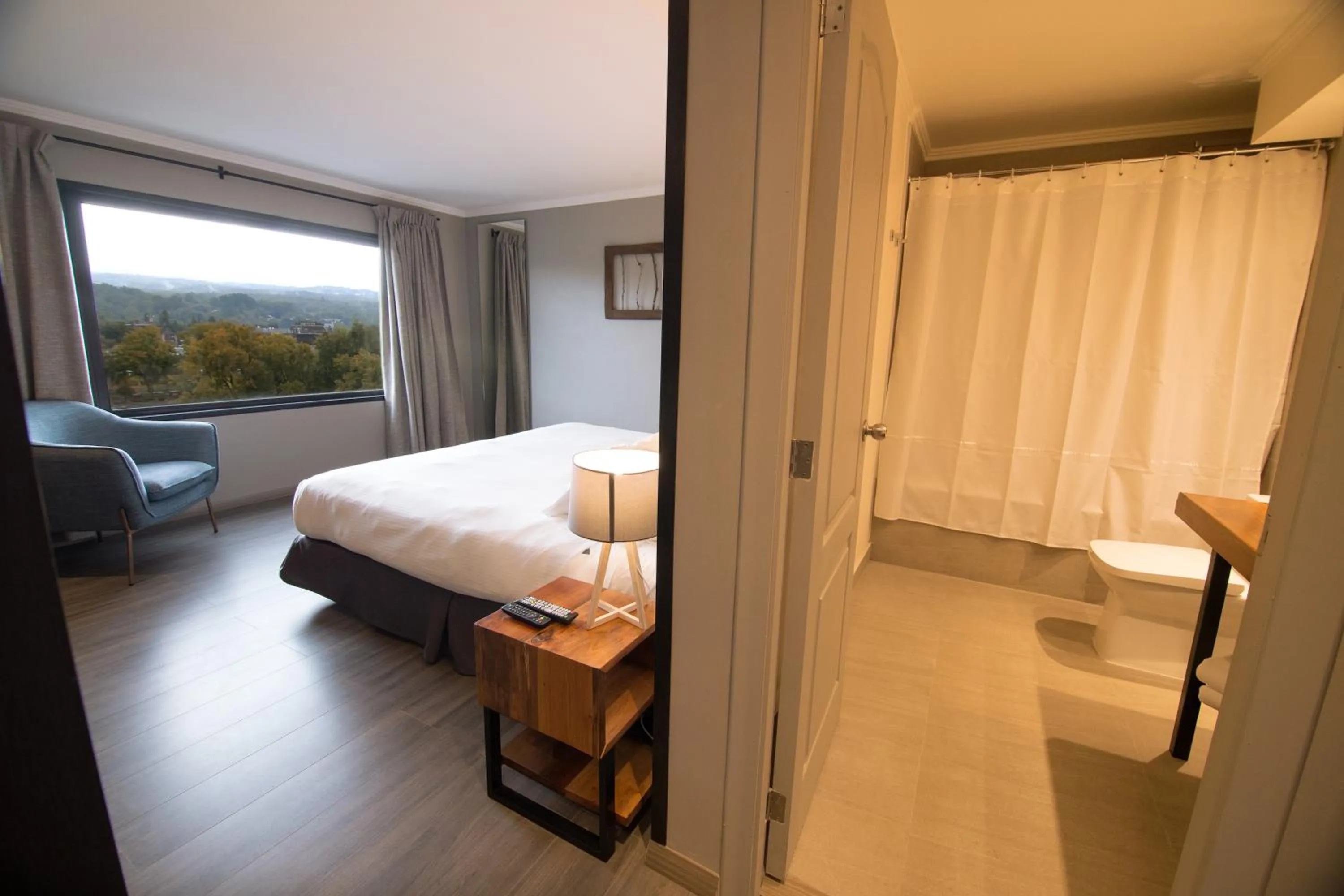 Photo of the whole room, Bed in Hotel Enjoy Pucón