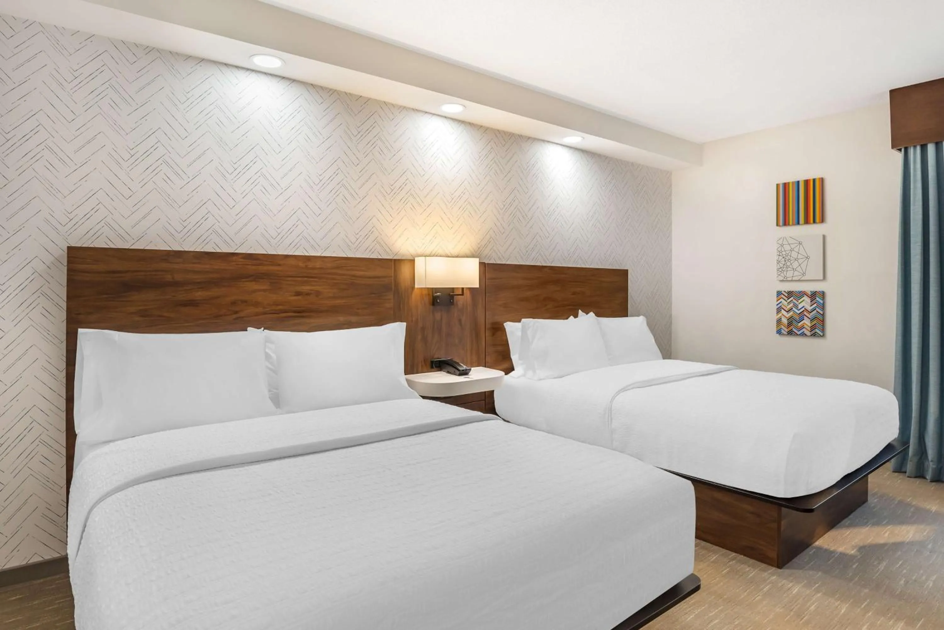 Bed in Hampton Inn Petersburg-Fort Lee