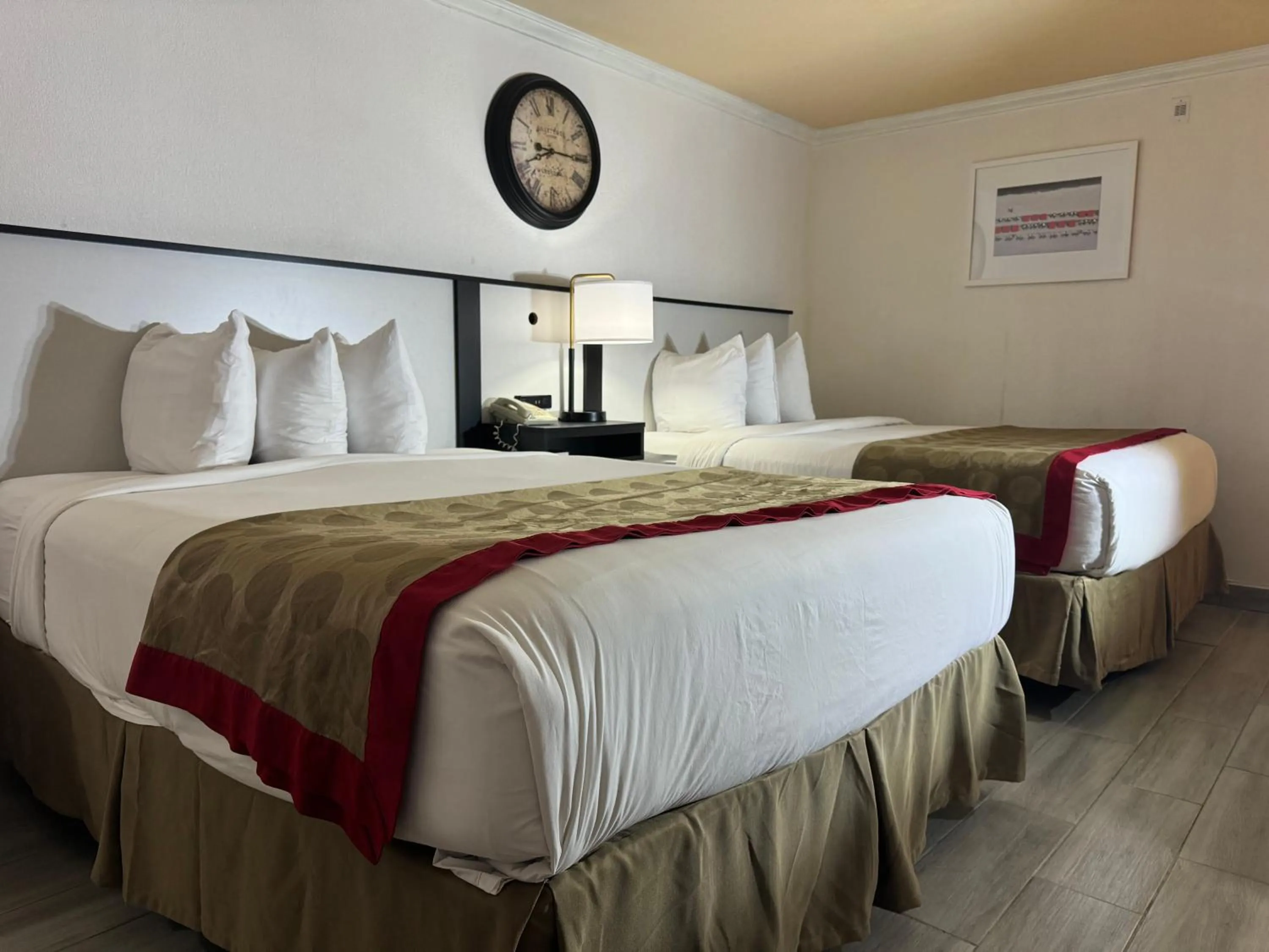 Bed in Ramada by Wyndham Birmingham Airport