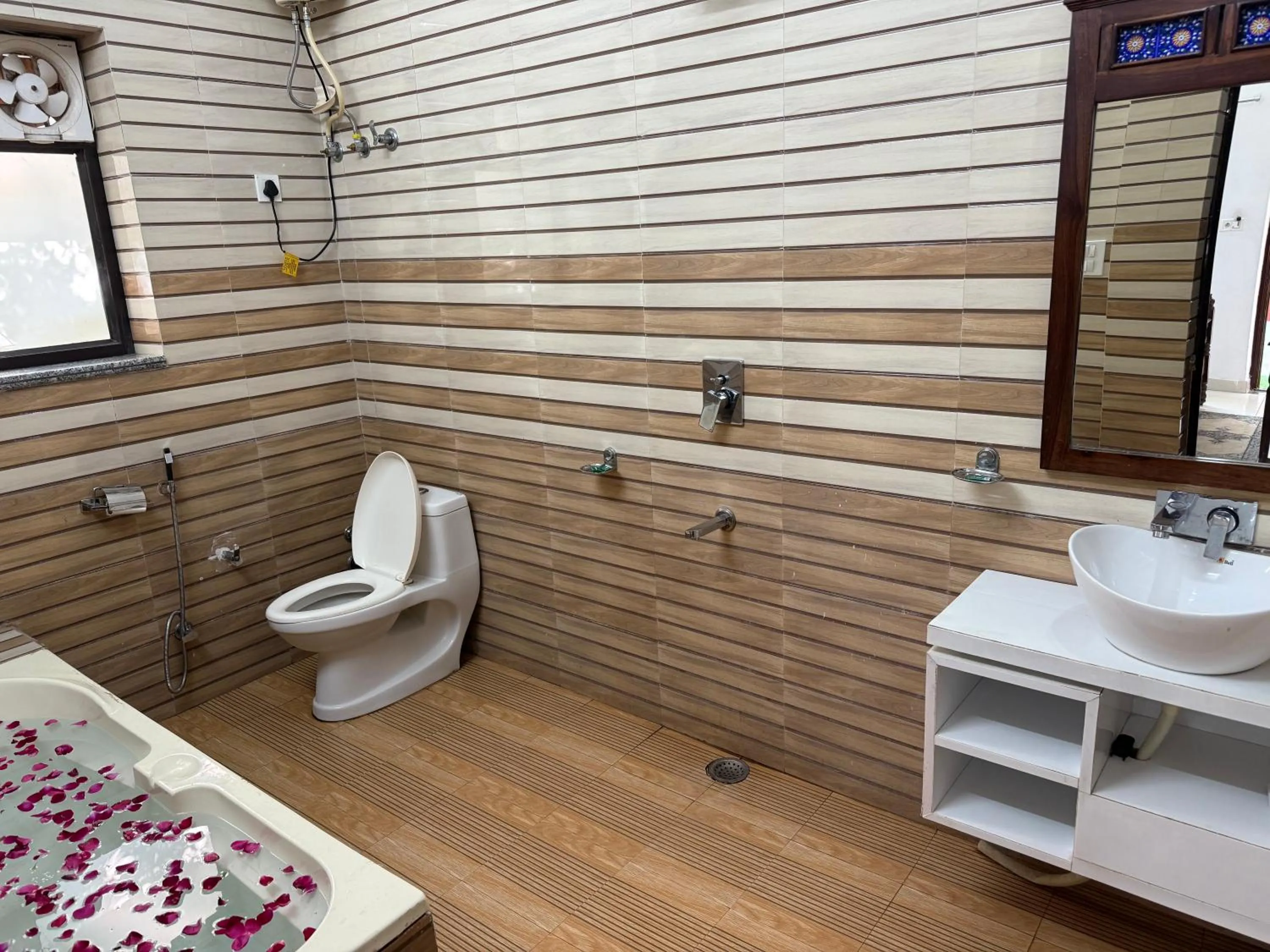 Hotel Green Heaven Resort