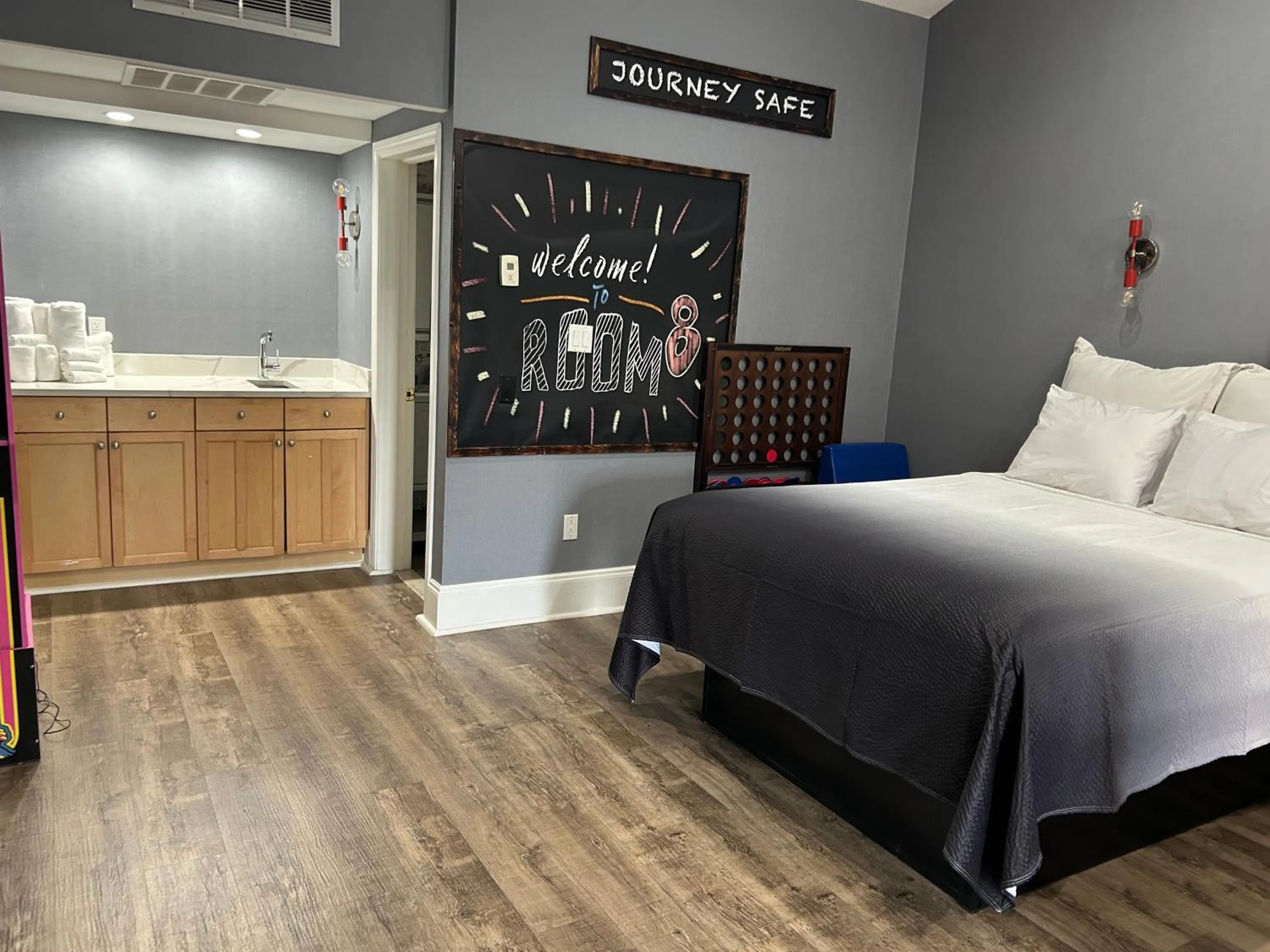 Bed in Super 8 by Wyndham Sturbridge