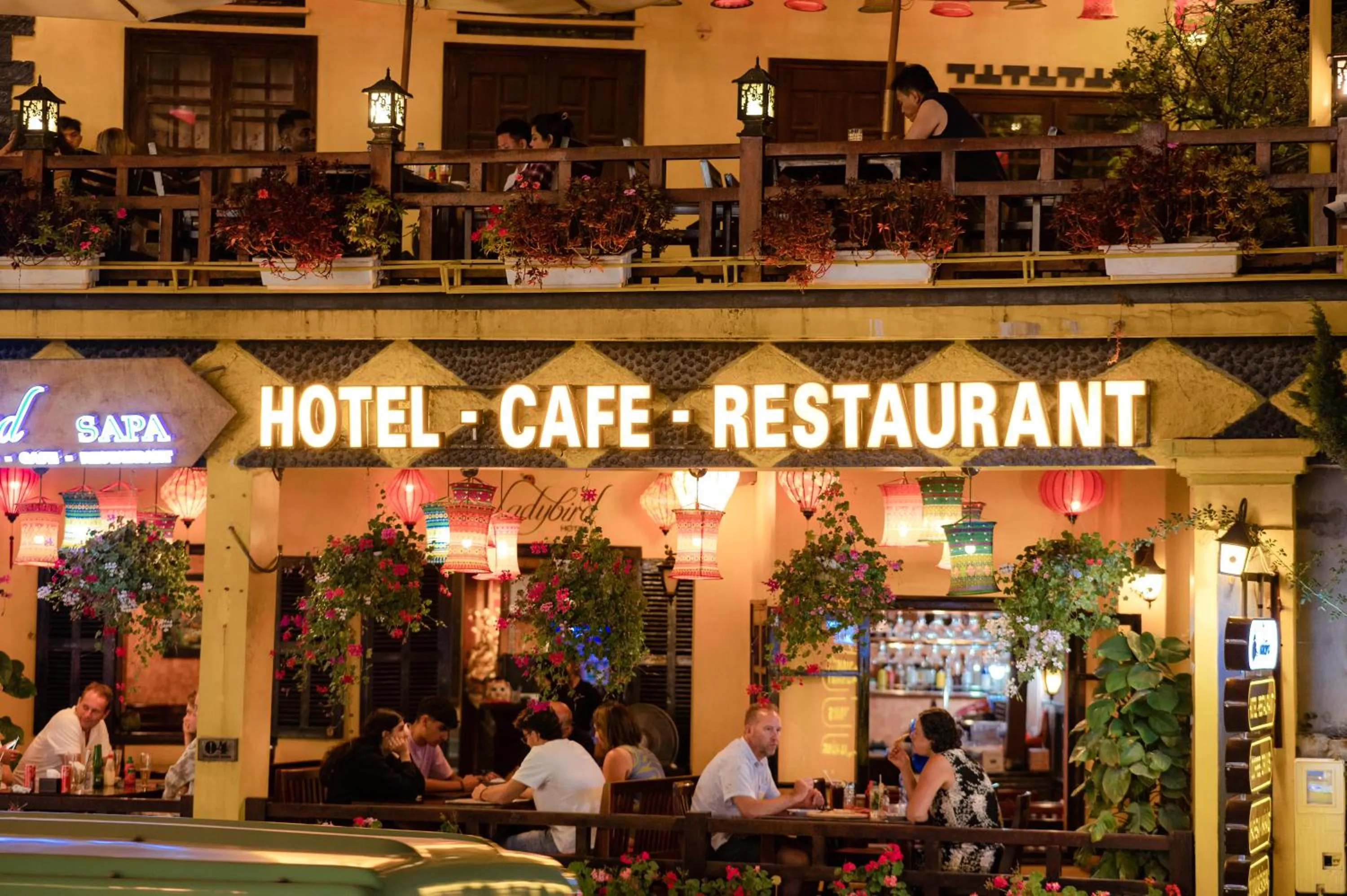 Restaurant/places to eat in Ladybird Boutique Hotel