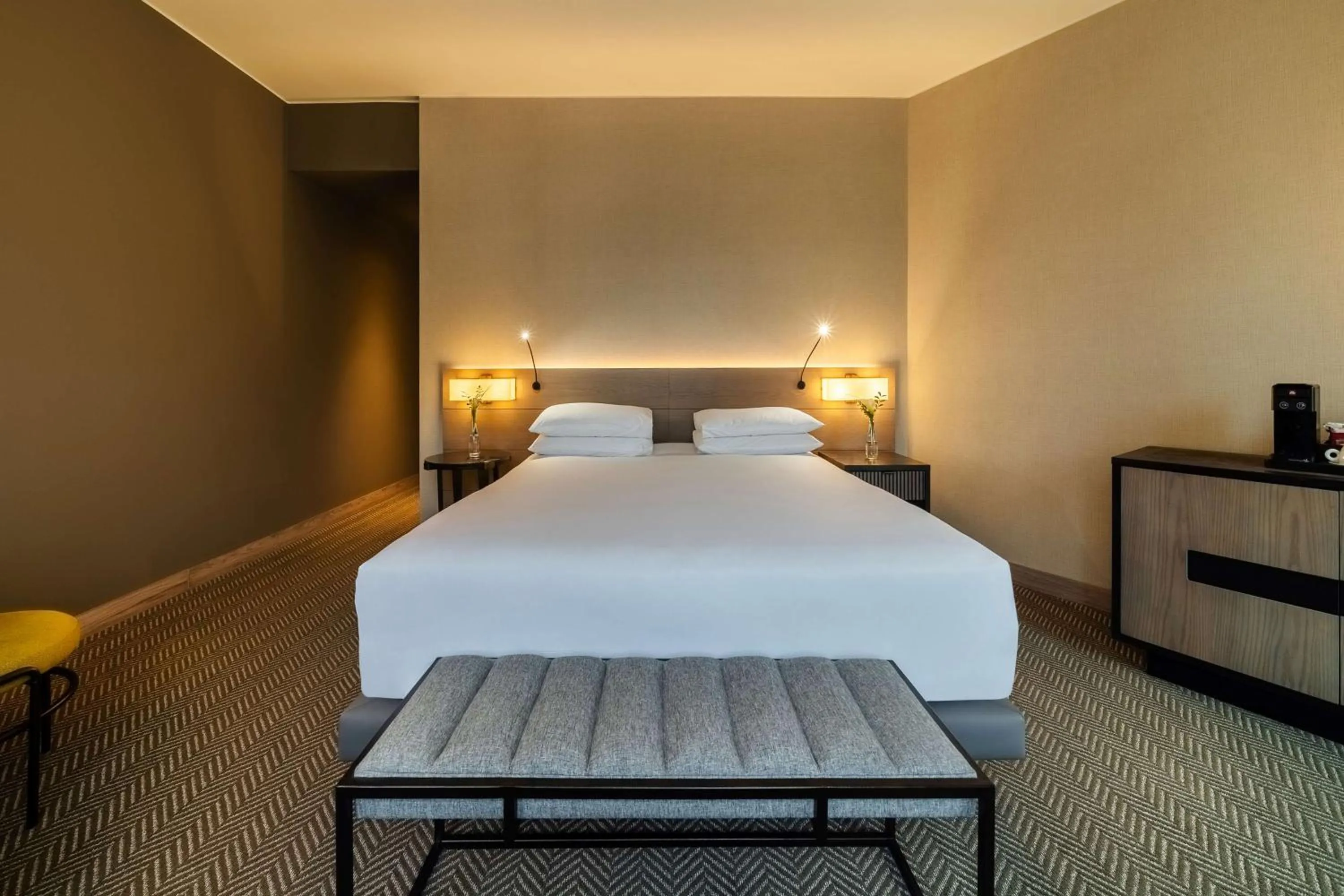 Bedroom, Bed in Hyatt Centric San Isidro Lima
