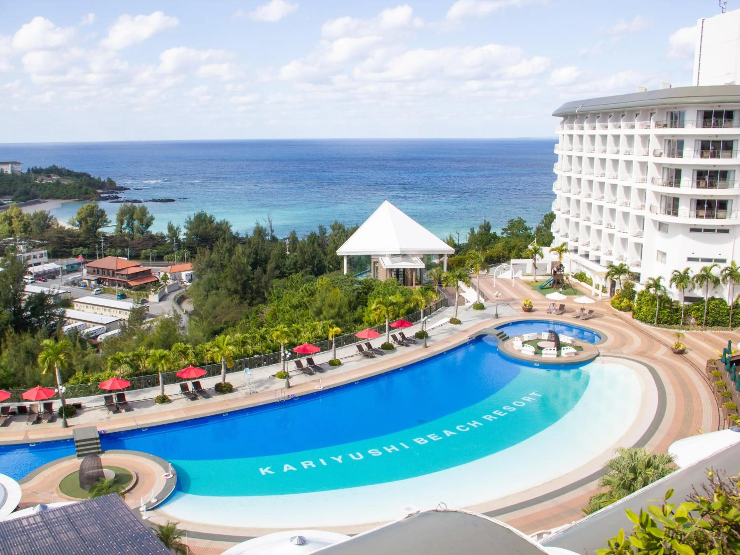 Property building in Okinawa Kariyushi Beach Resort Ocean Spa