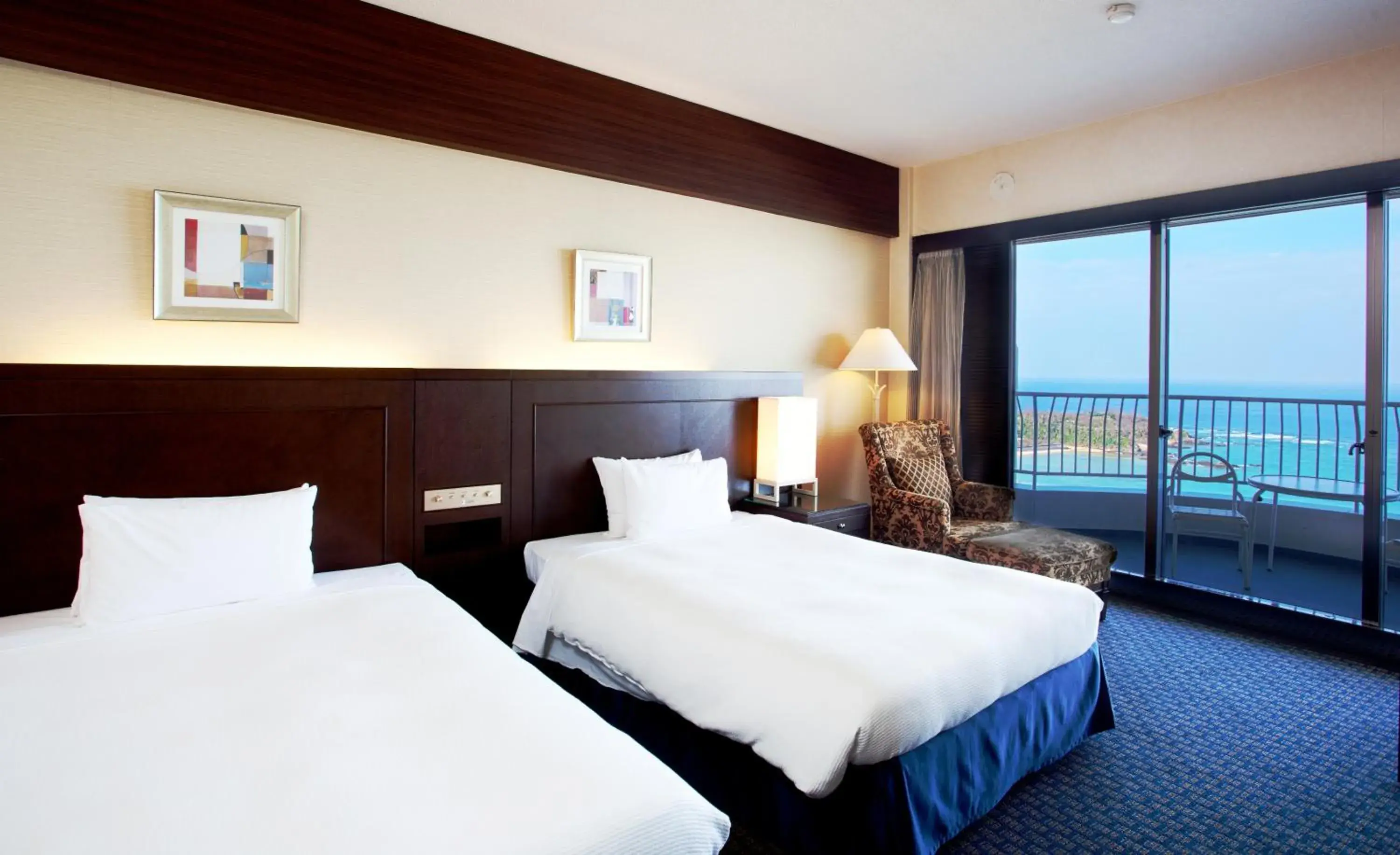 Ocean View Room - single occupancy - Ocean Tower in Okinawa Kariyushi Beach Resort Ocean Spa Ocean View Room - single occupancy - Ocean Tower in Okinawa Kariyushi Beach Resort Ocean Spa