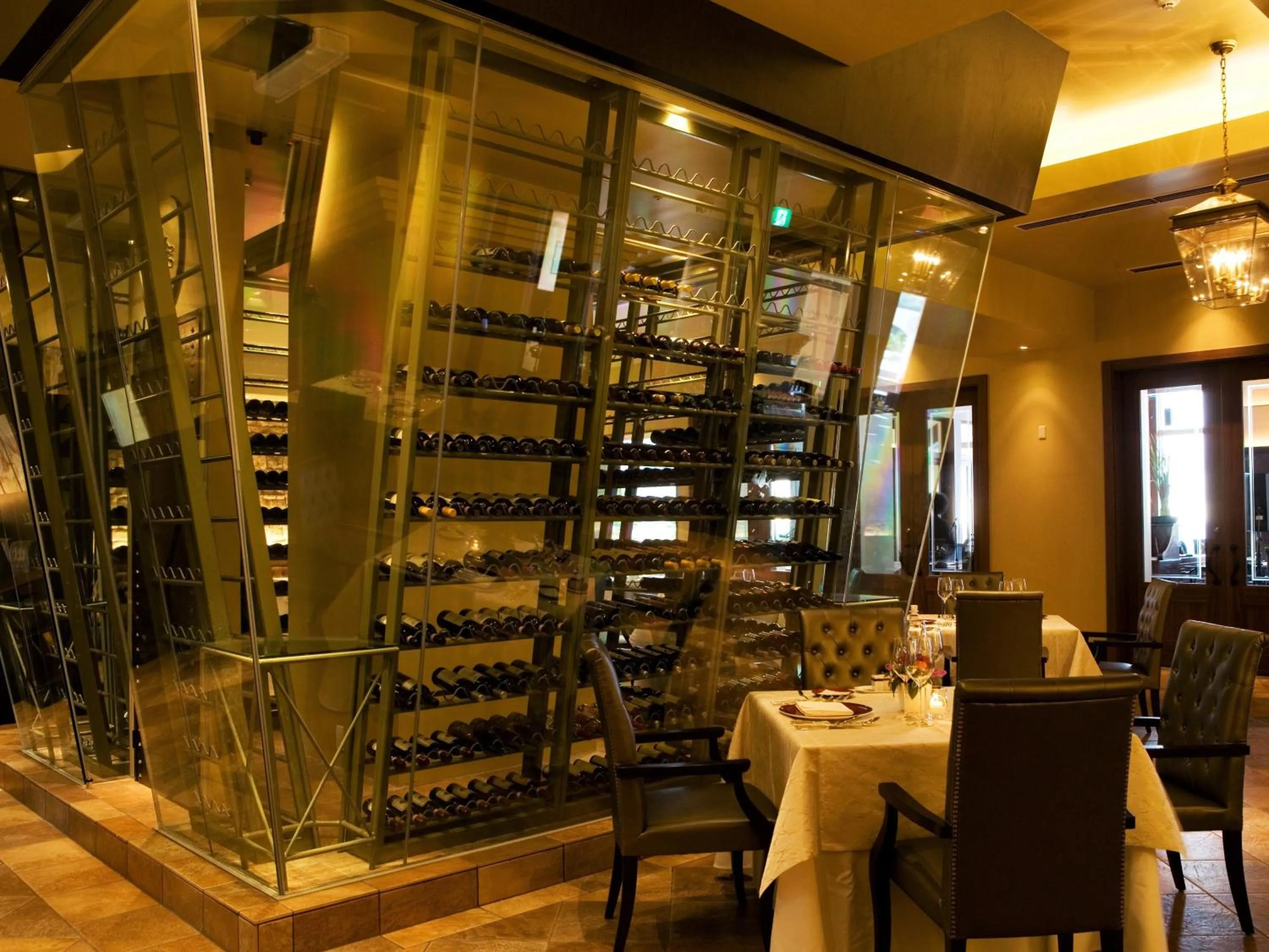 Restaurant/places to eat in Okinawa Kariyushi Resort EXES Onna