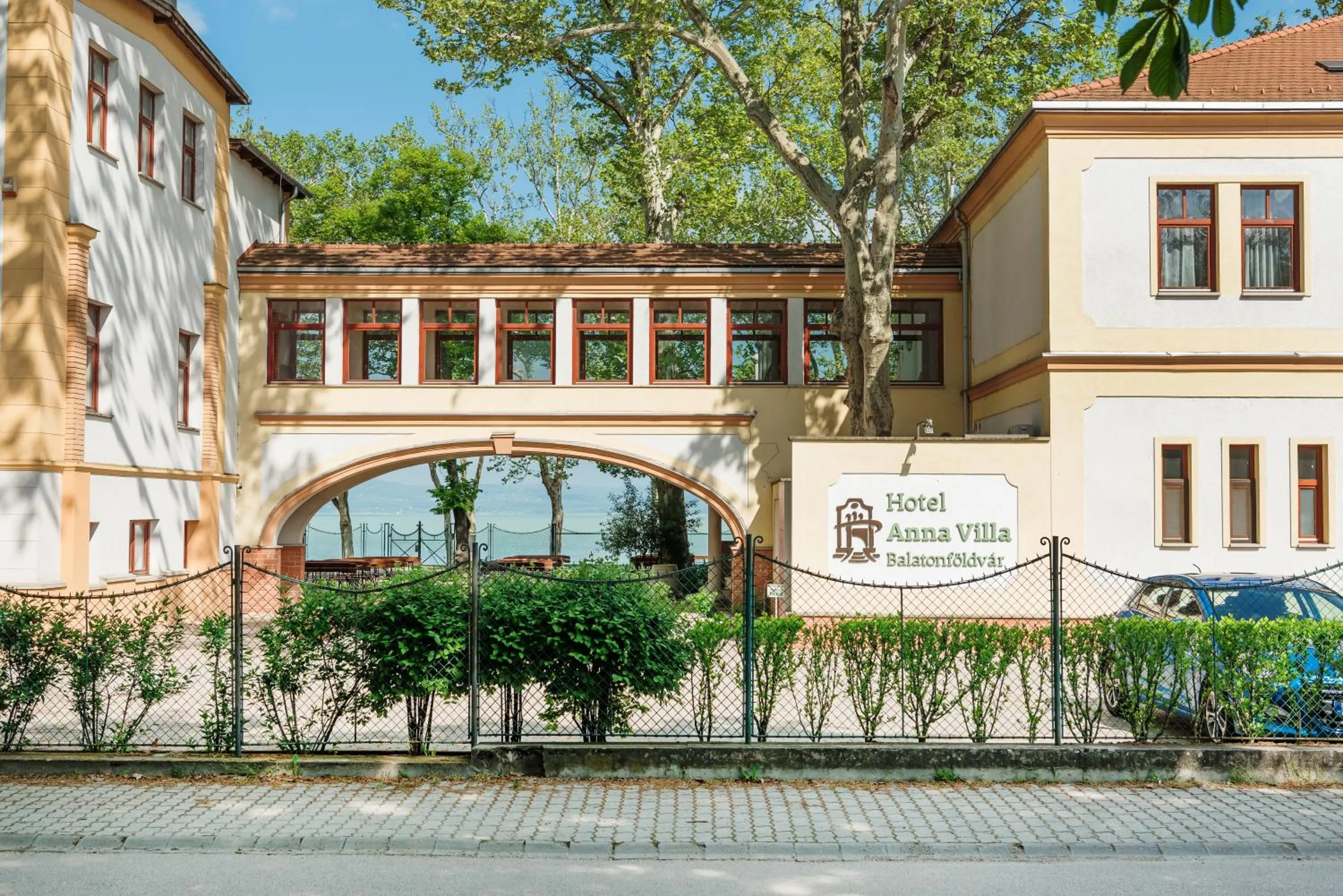 Property building in Hotel Anna Villa