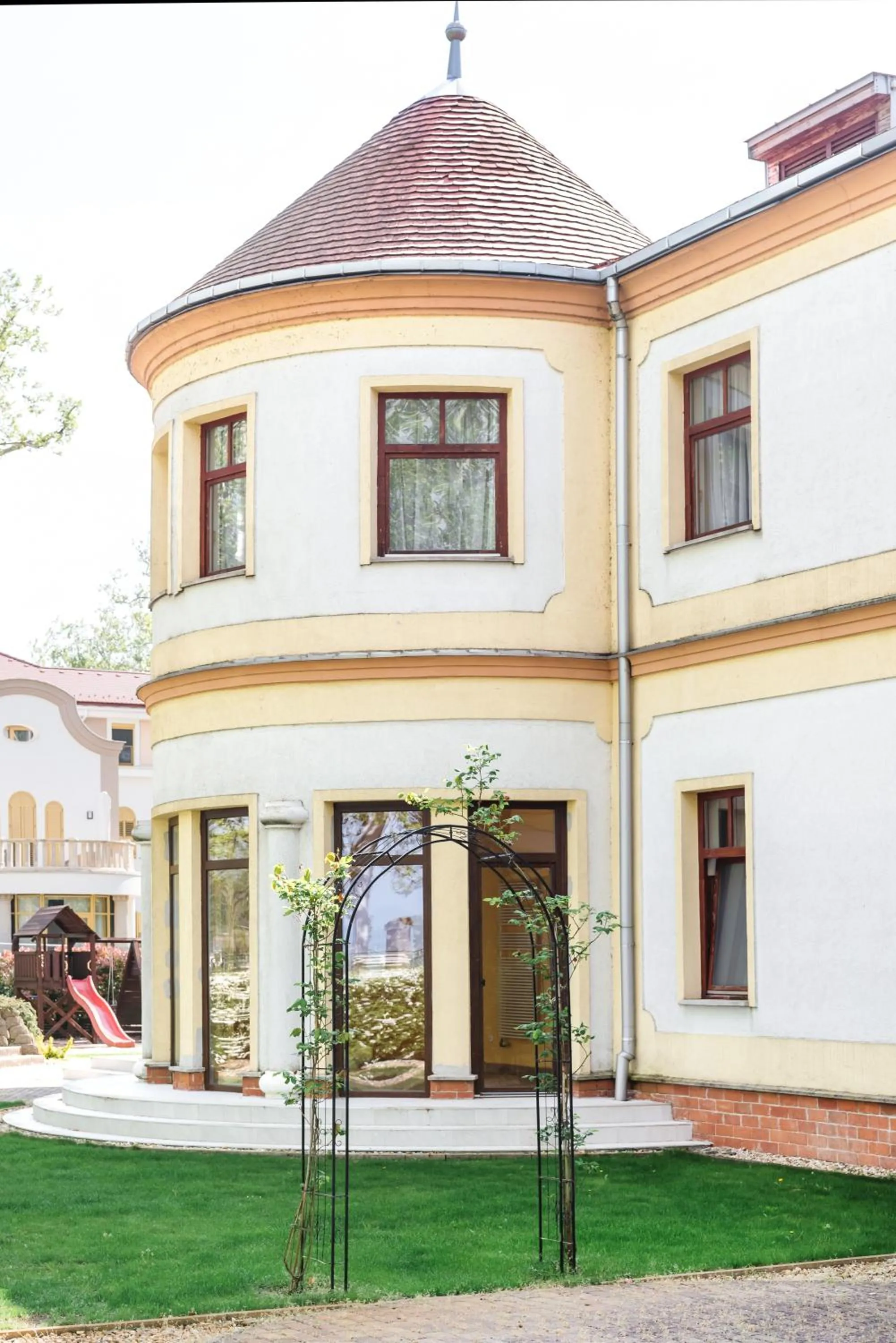 Property building in Hotel Anna Villa