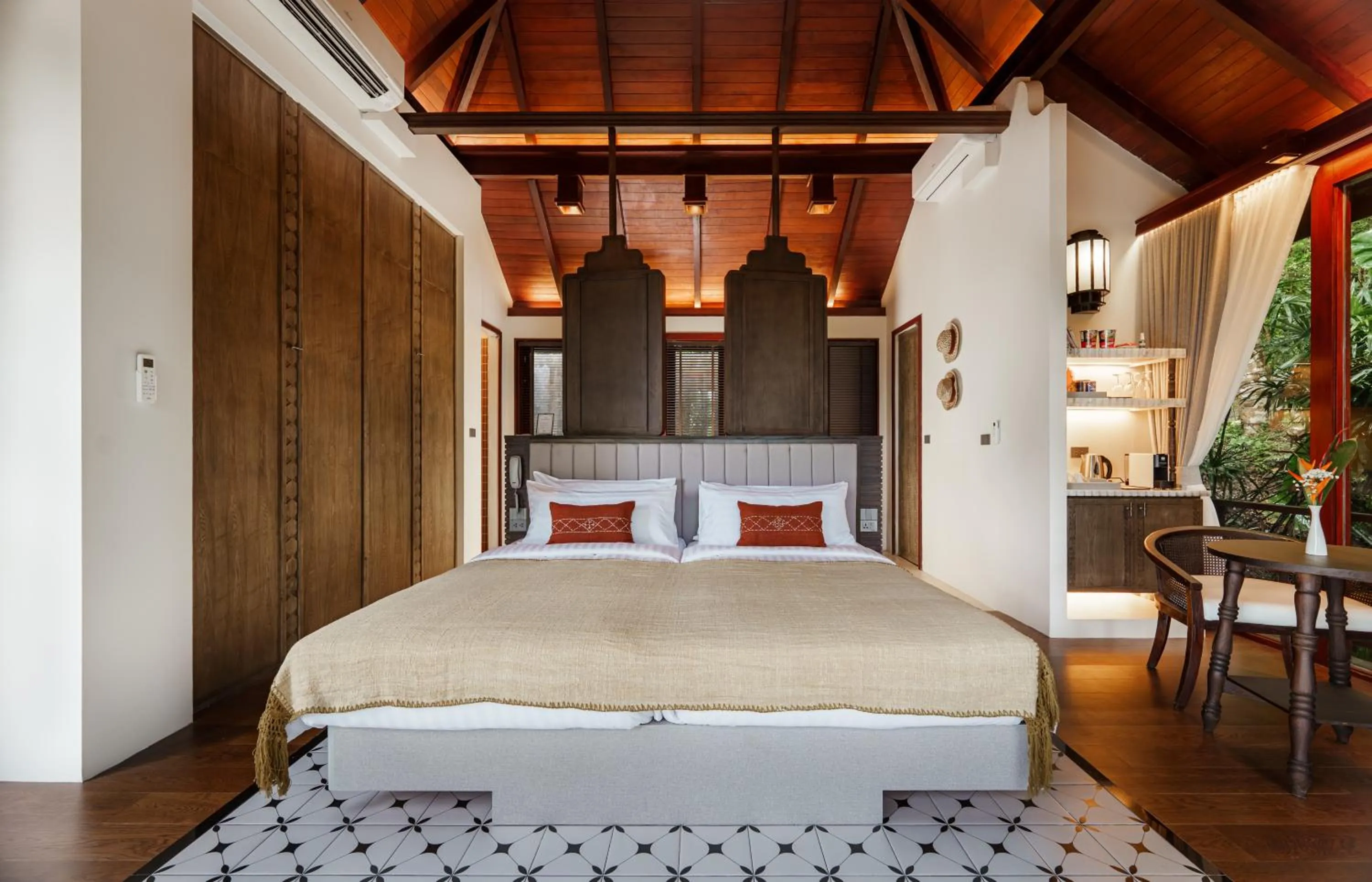 Bed in Villa Zolitude Resort & Spa - SHA Extra Plus