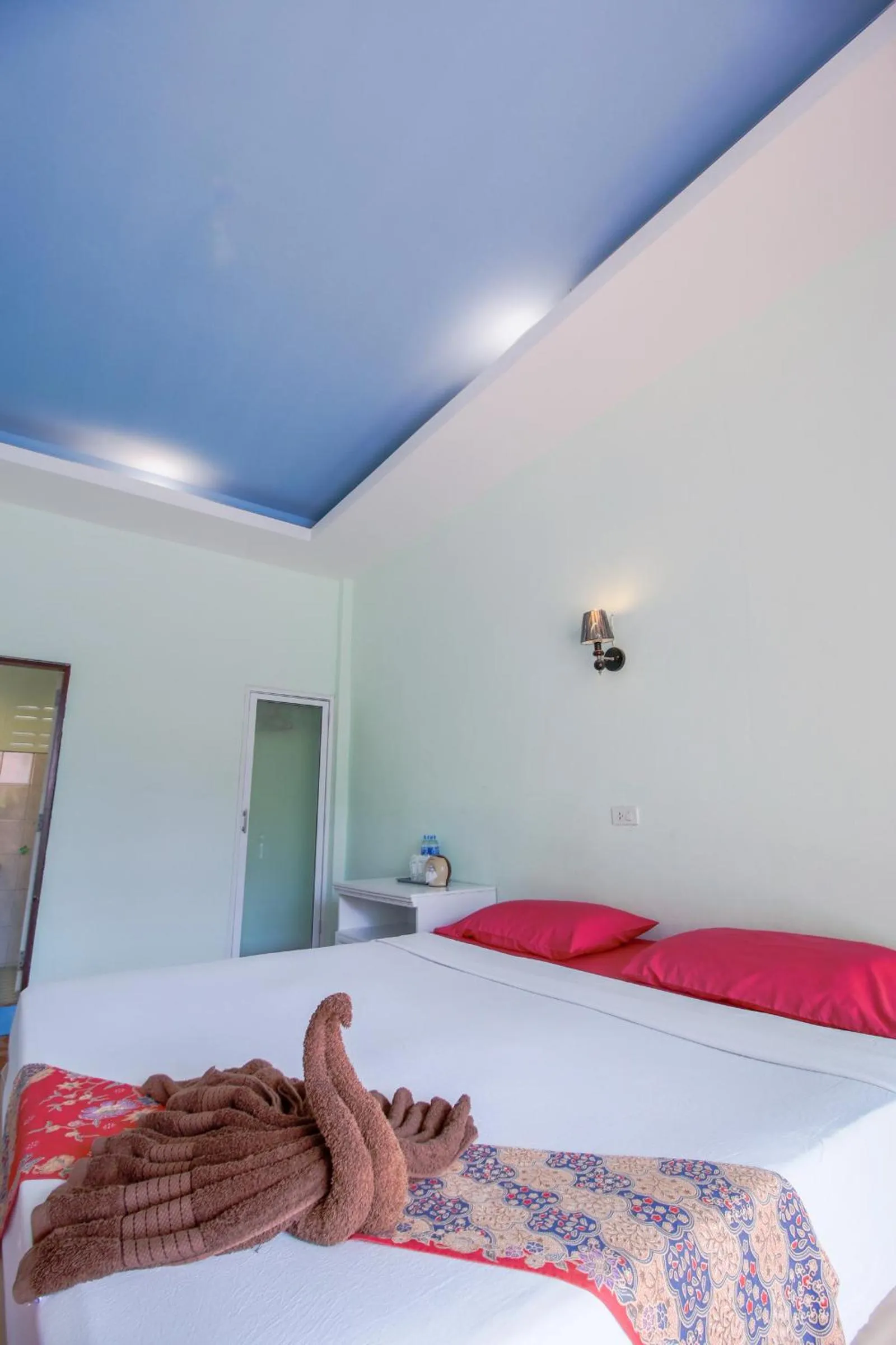 Bedroom, Bed in Best House Resort