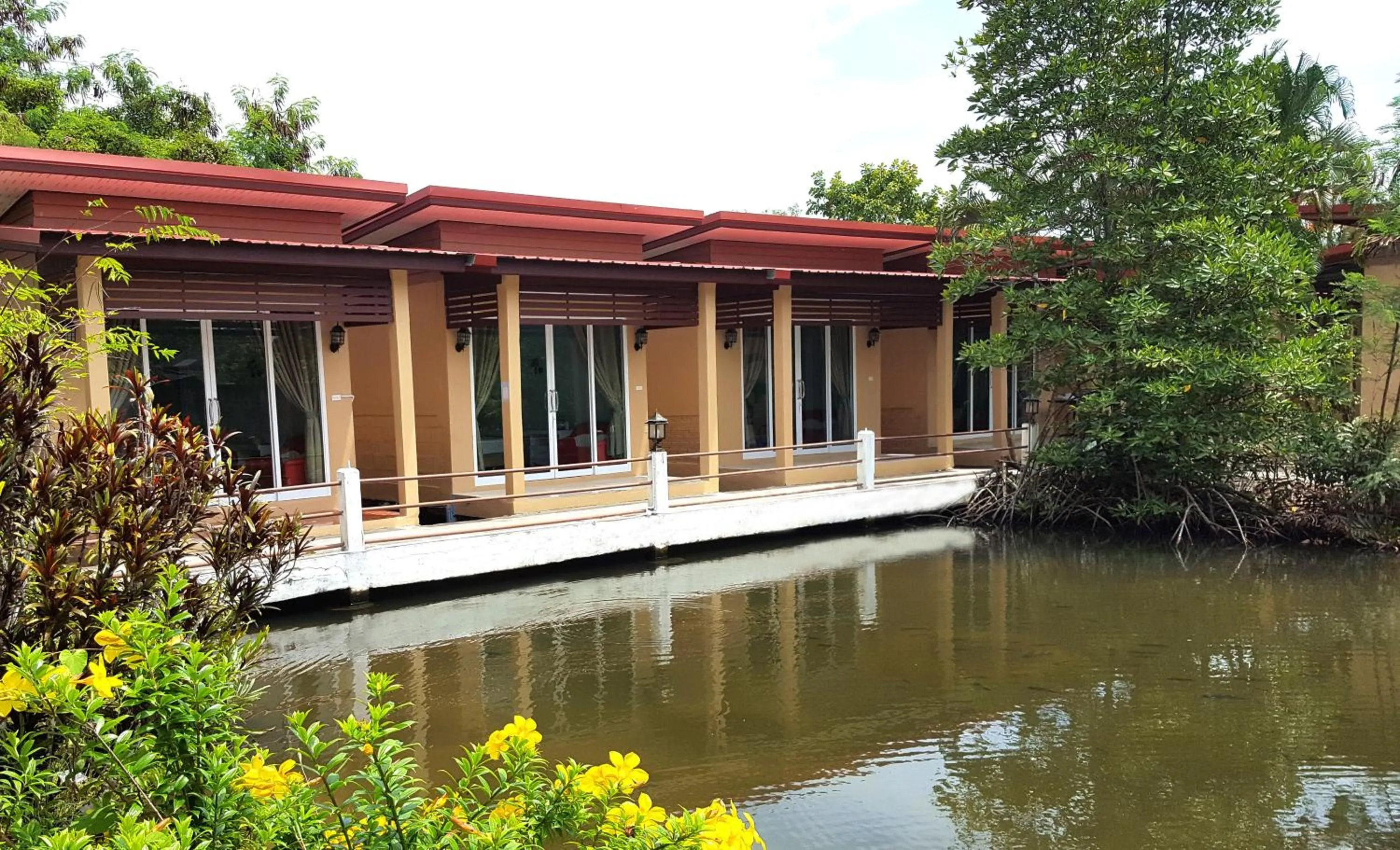 Property building in Best House Resort