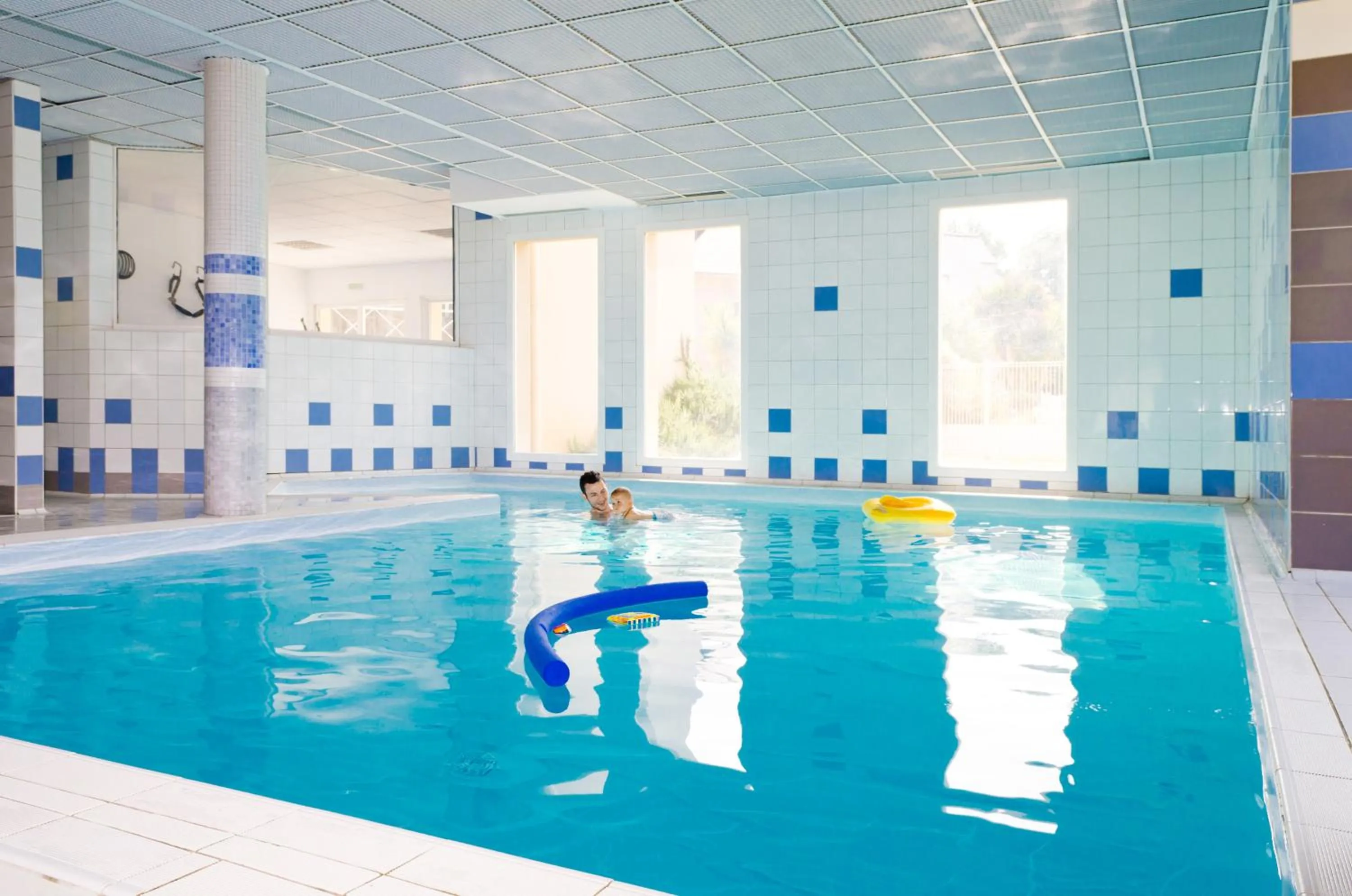 Swimming pool in Résidence Néméa Kermael