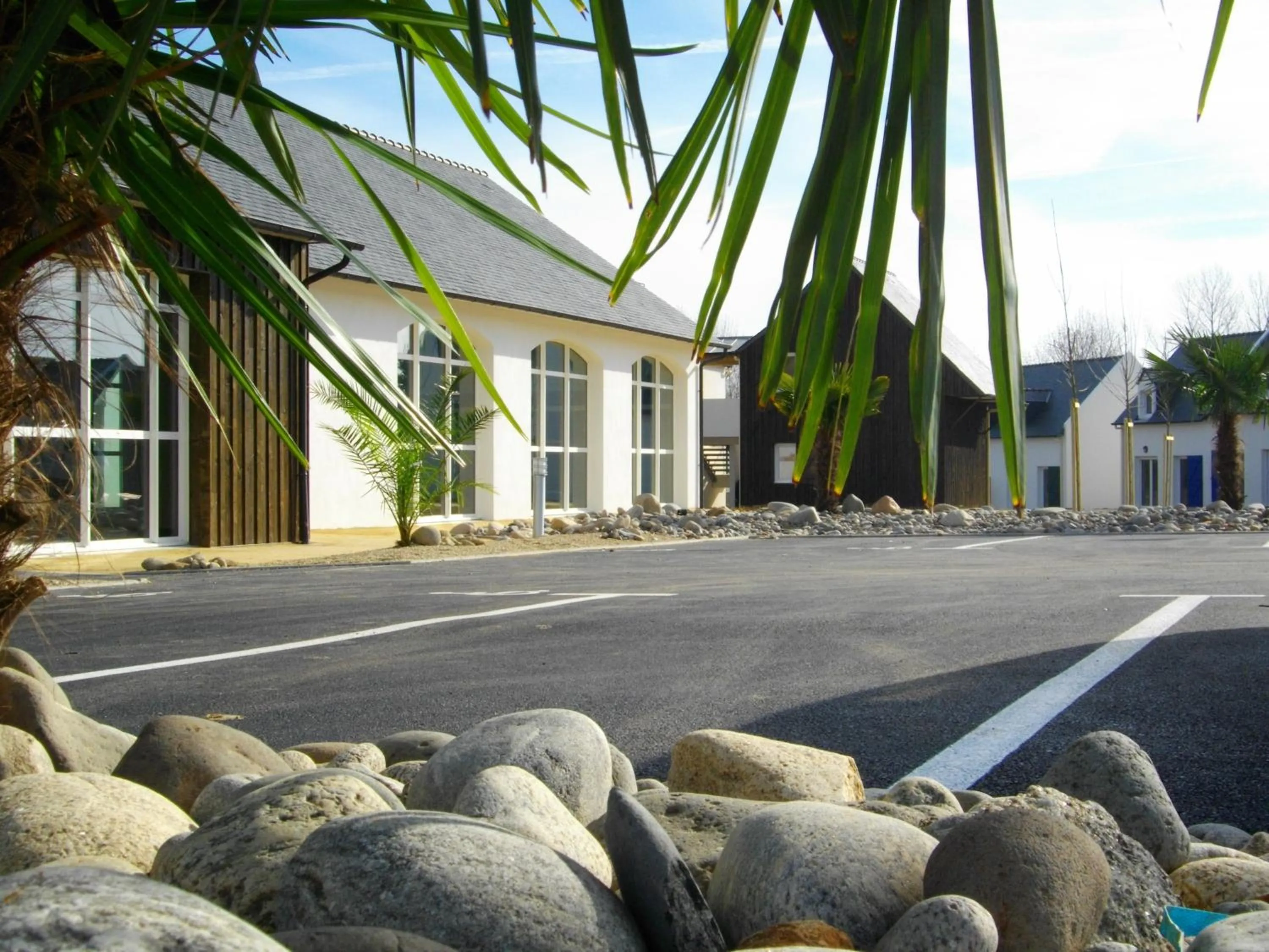 Facade/entrance in Résidence Néméa Les Roches