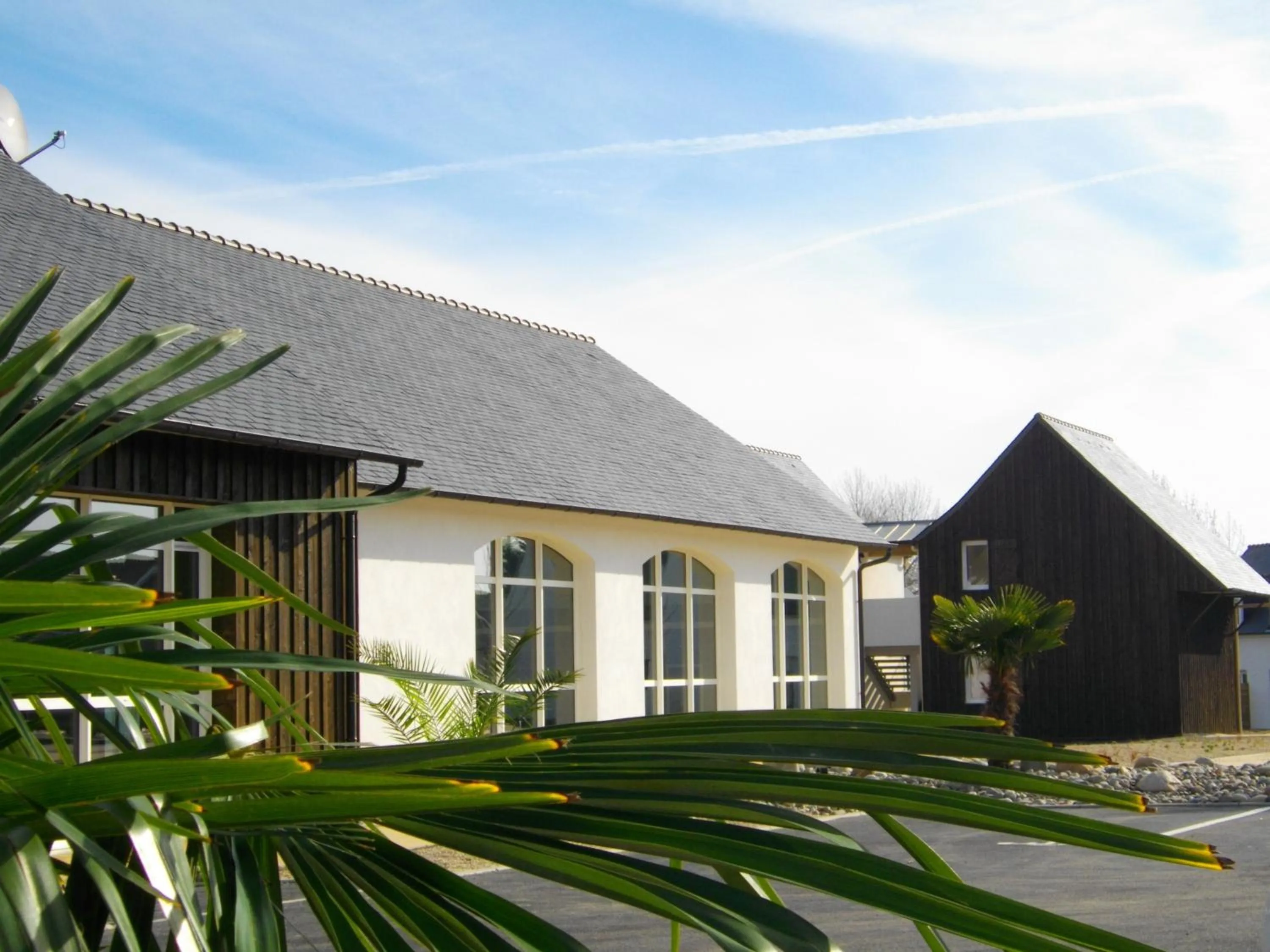 Facade/entrance in Résidence Néméa Les Roches
