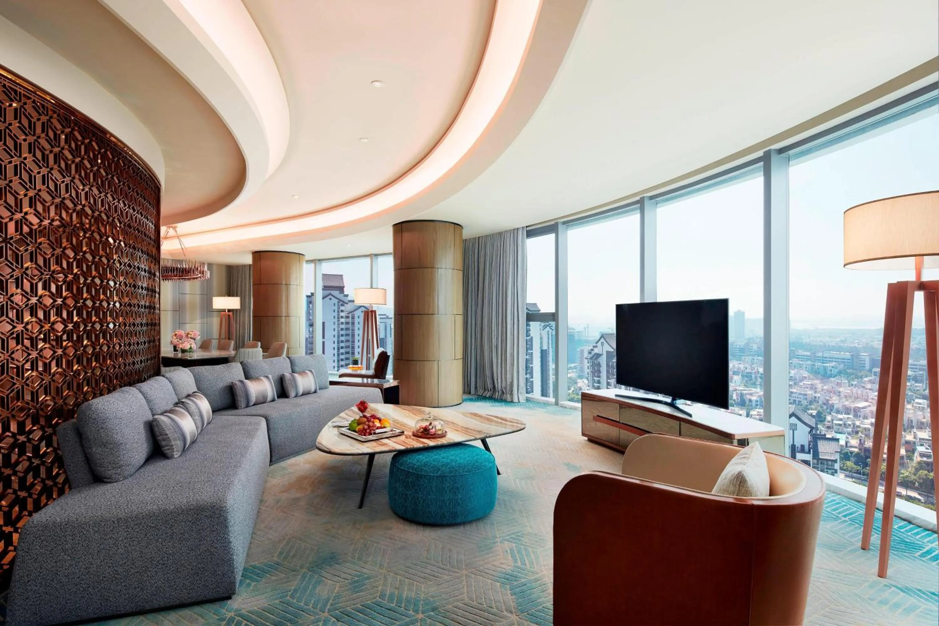 Living room in Sheraton Guangzhou Nansha Hotel