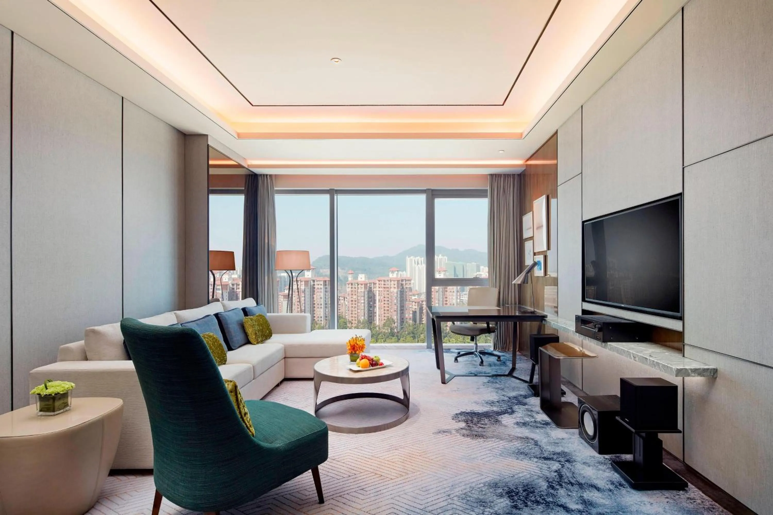 Living room in Sheraton Guangzhou Nansha Hotel