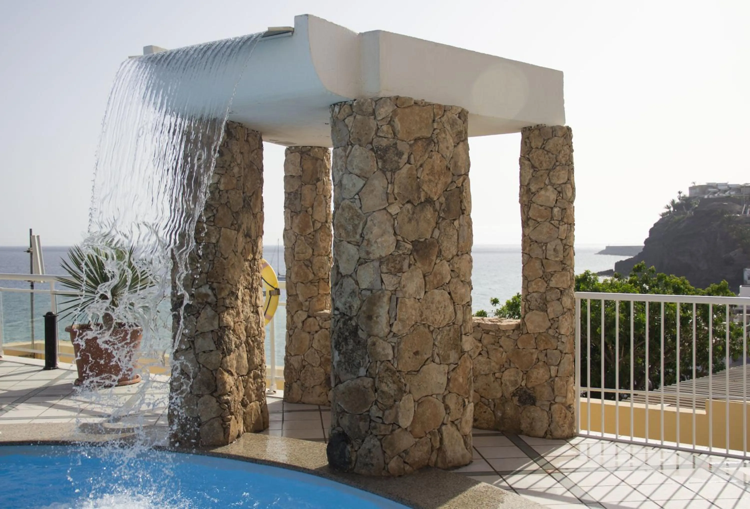 Swimming pool in XQ El Palacete