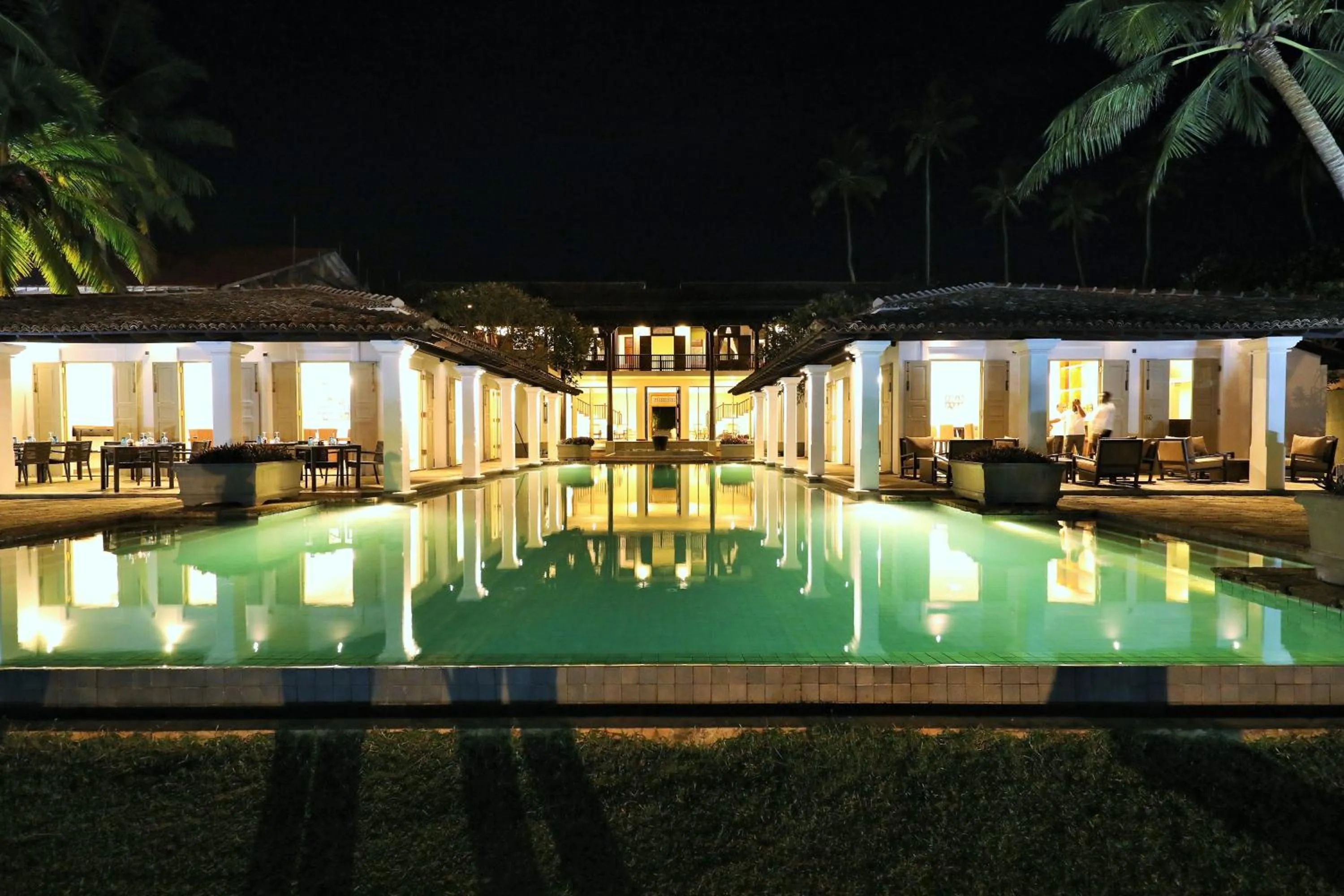 Facade/entrance in Era Beach