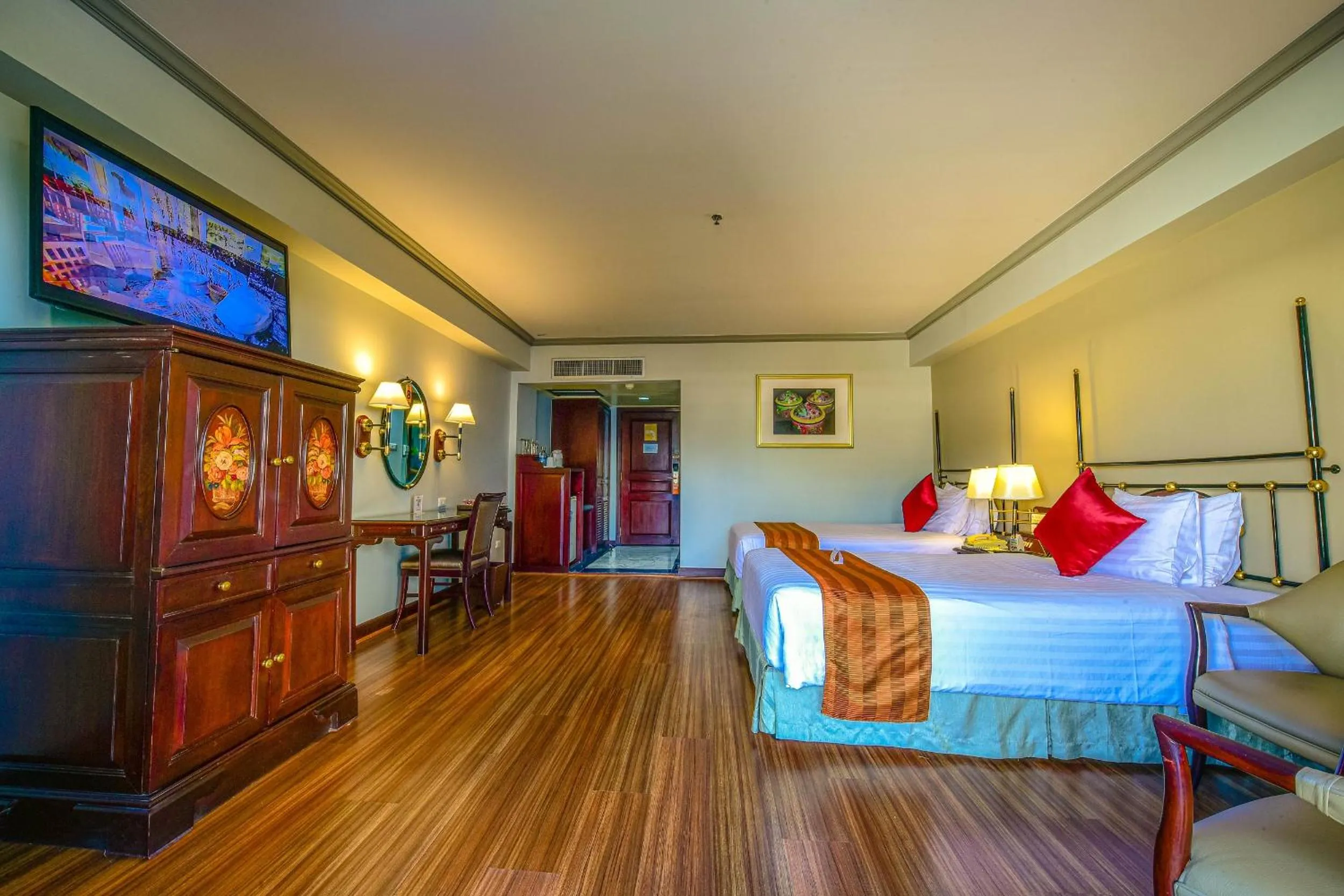 Bedroom in Patong Resort Hotel - SHA Extra Plus