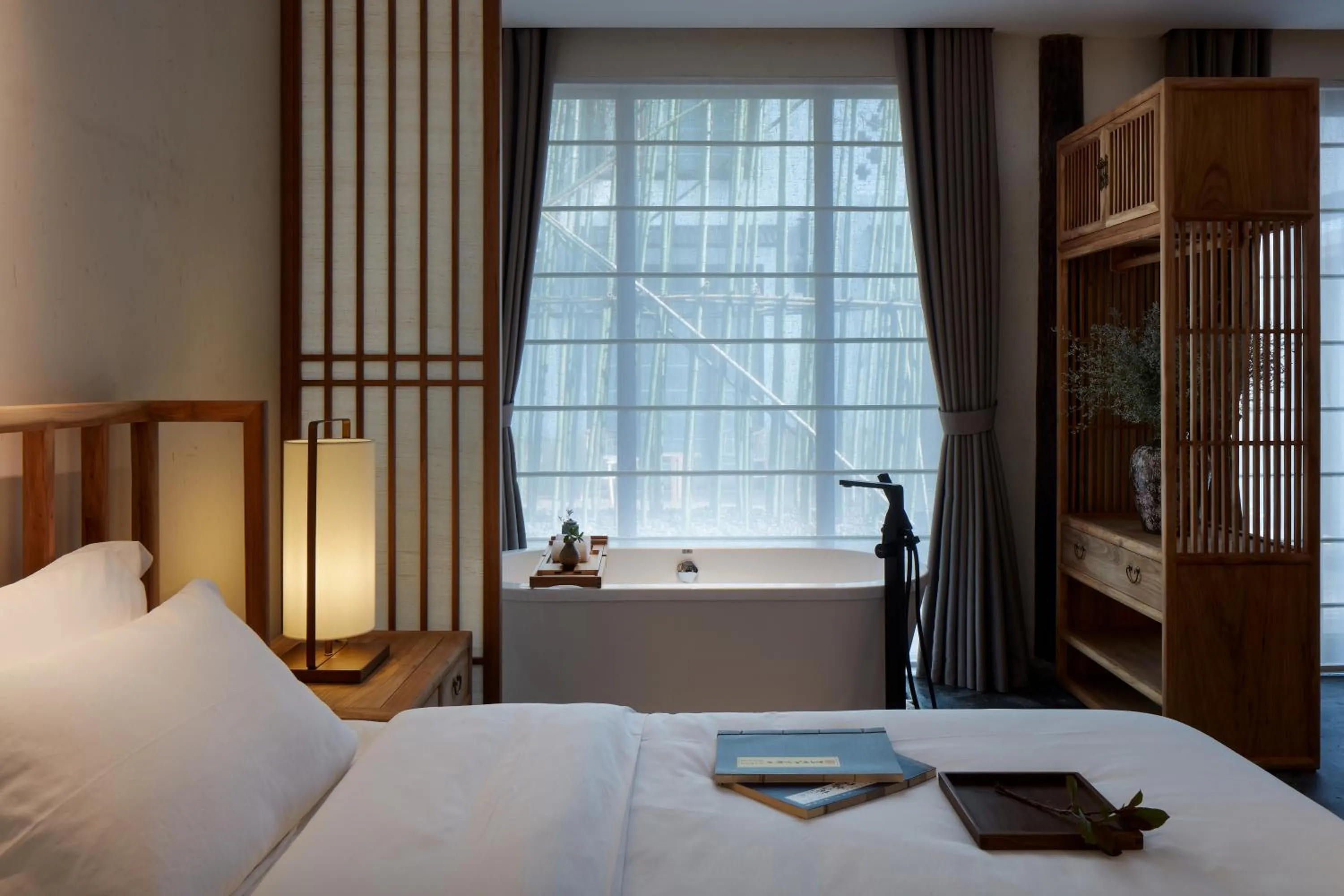 Bedroom in Uin Oriental Hotel