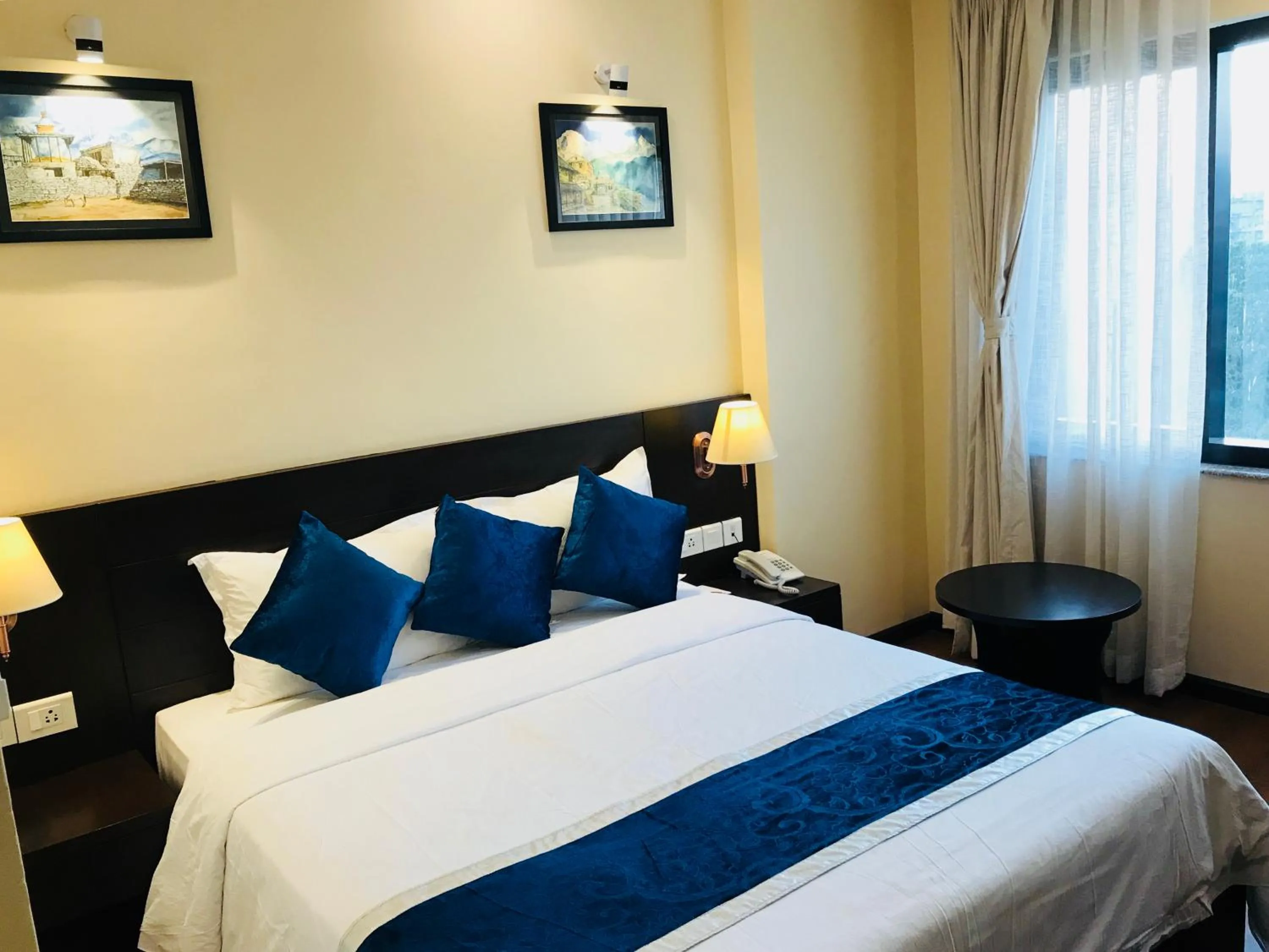 Bedroom, Bed in Kaveri Inn