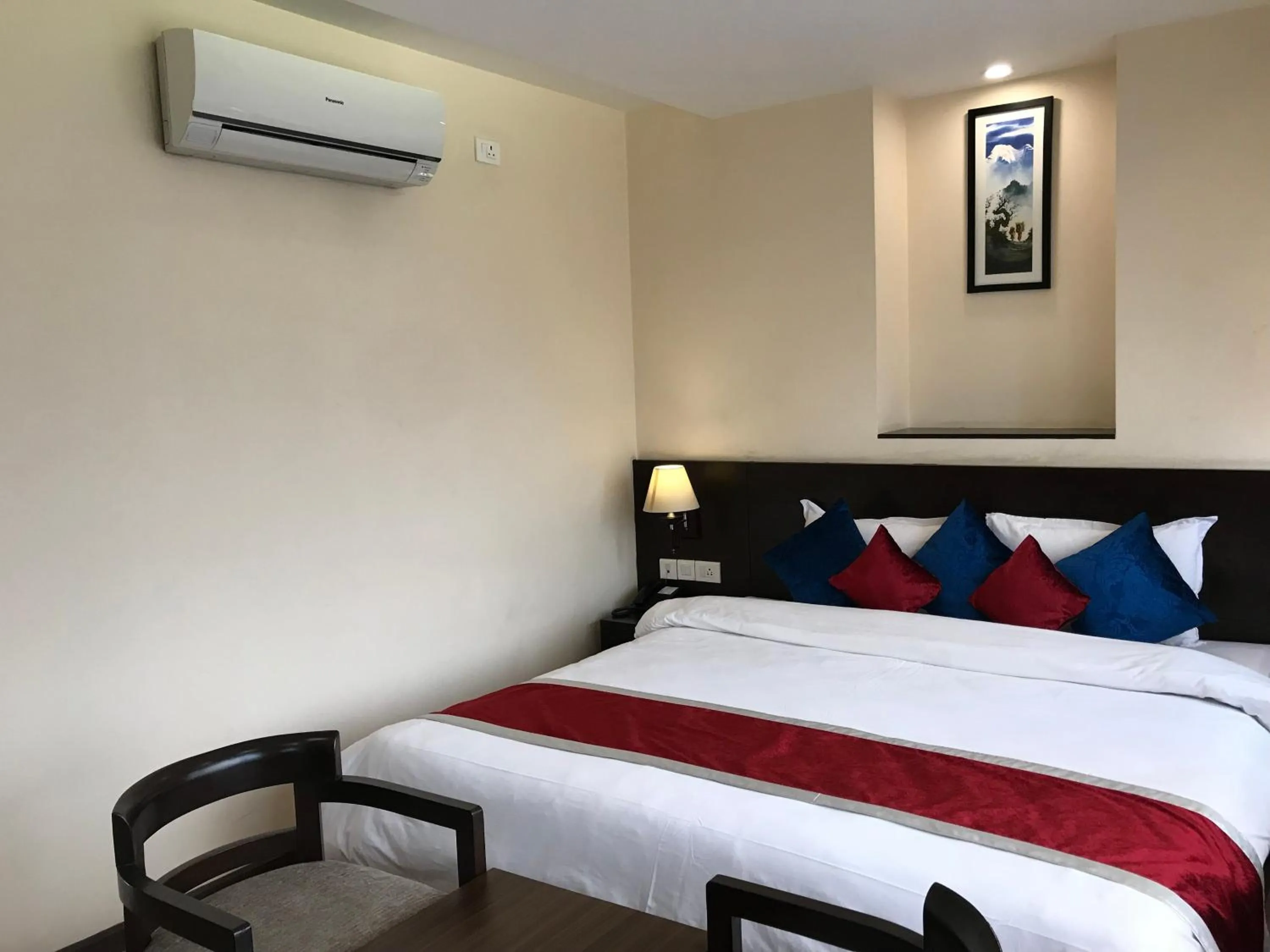 Bedroom, Bed in Kaveri Inn