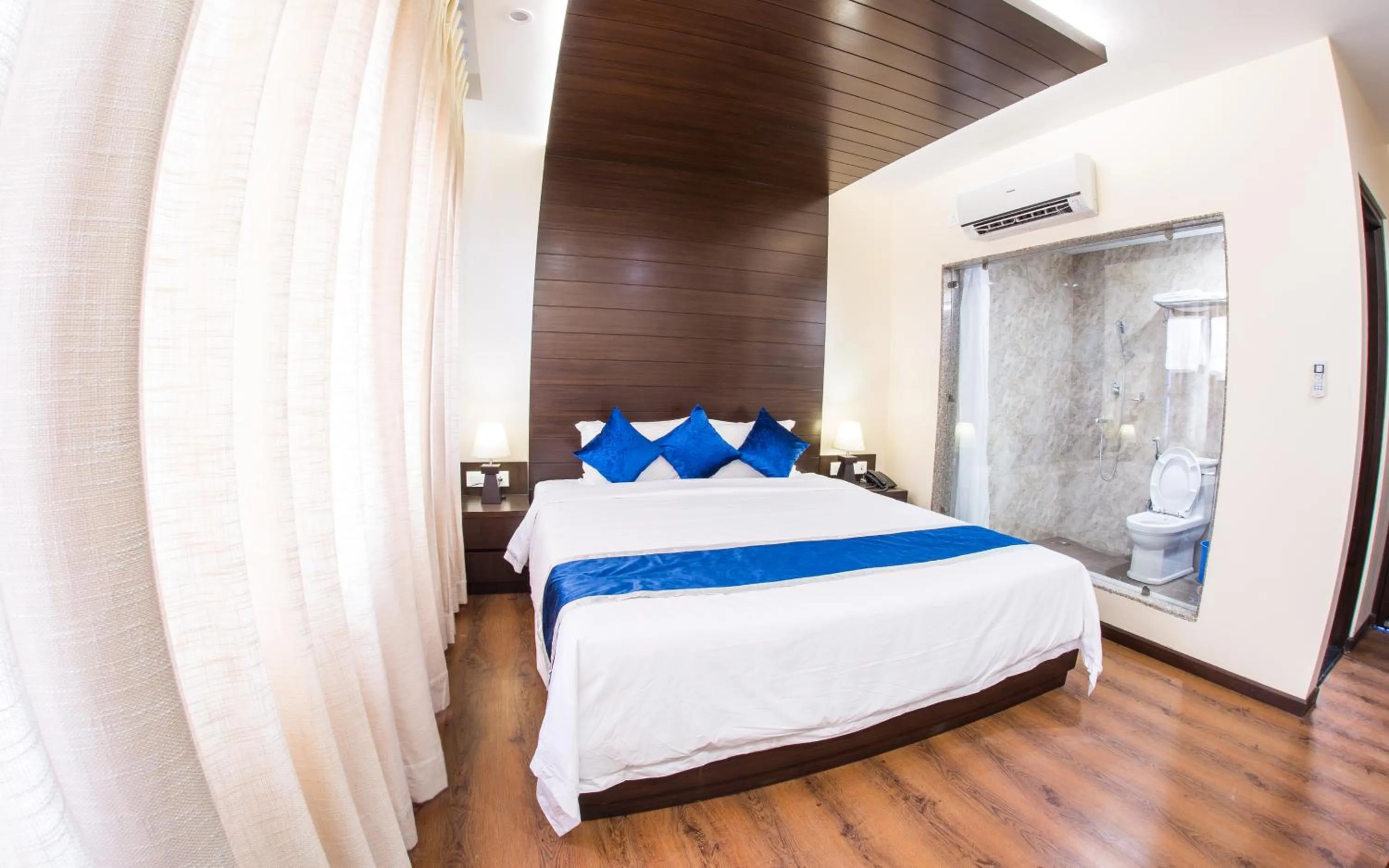 Bedroom, Bed in Kaveri Inn