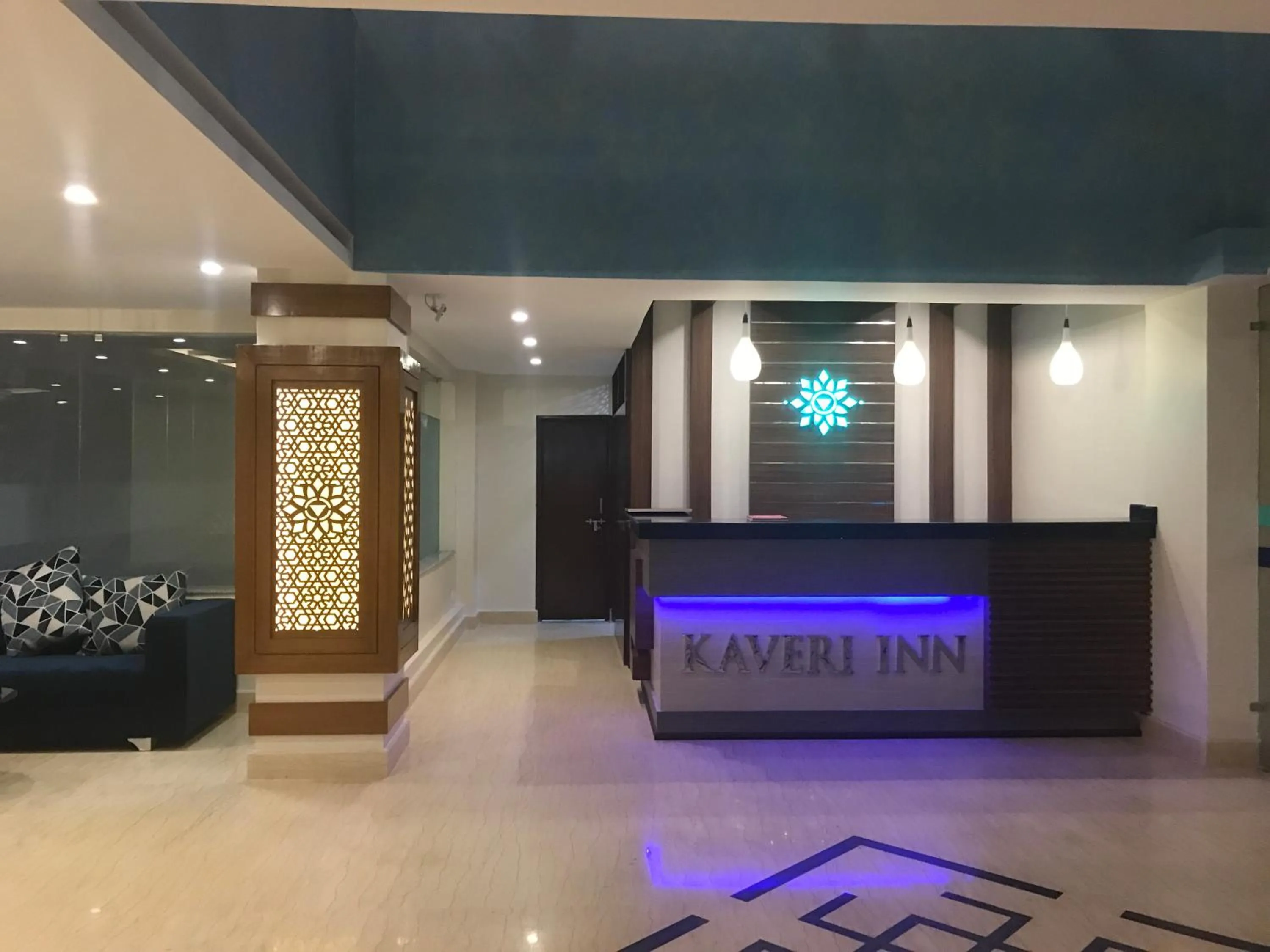 Lobby or reception in Kaveri Inn