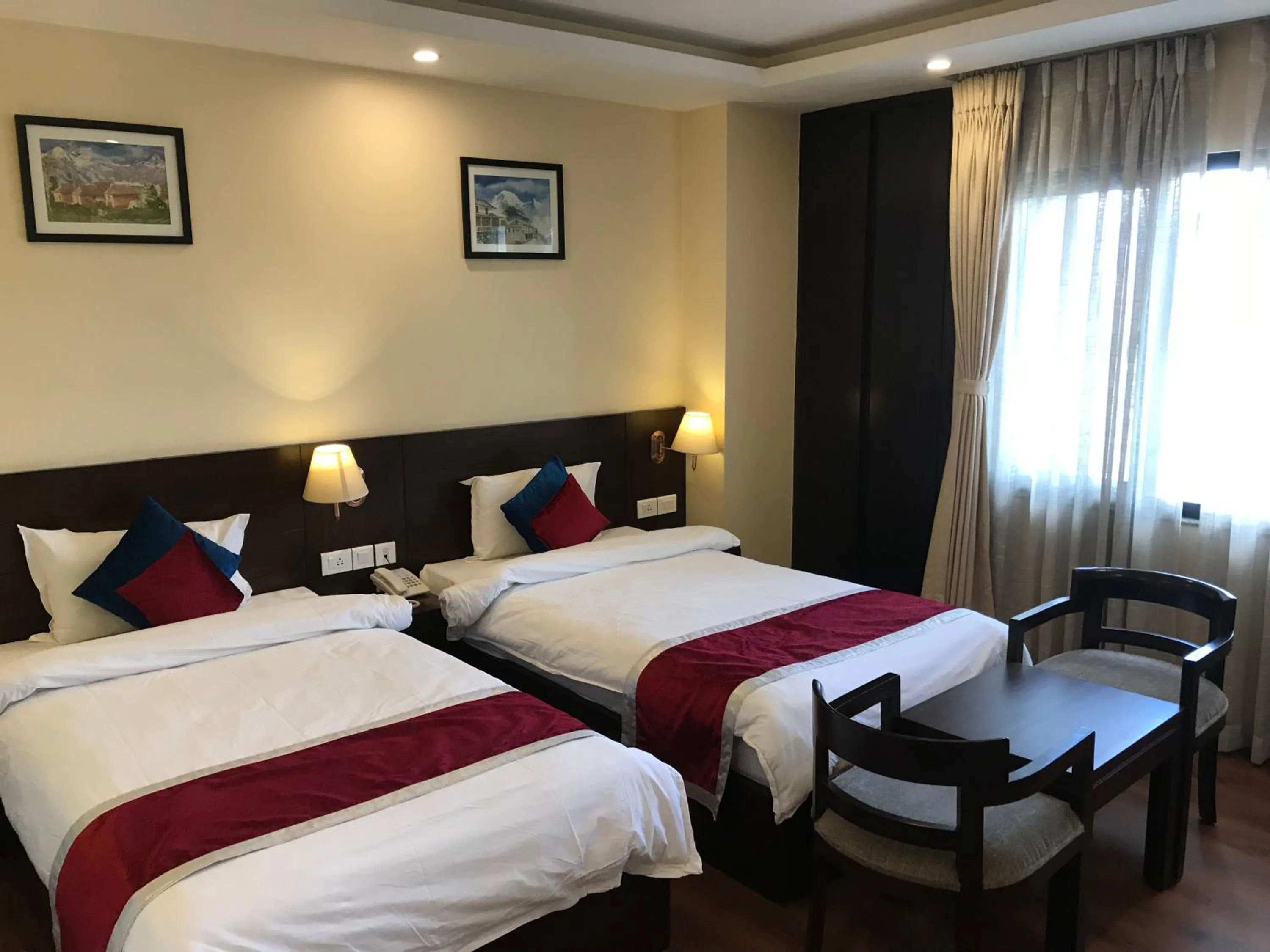 Bedroom, Bed in Kaveri Inn