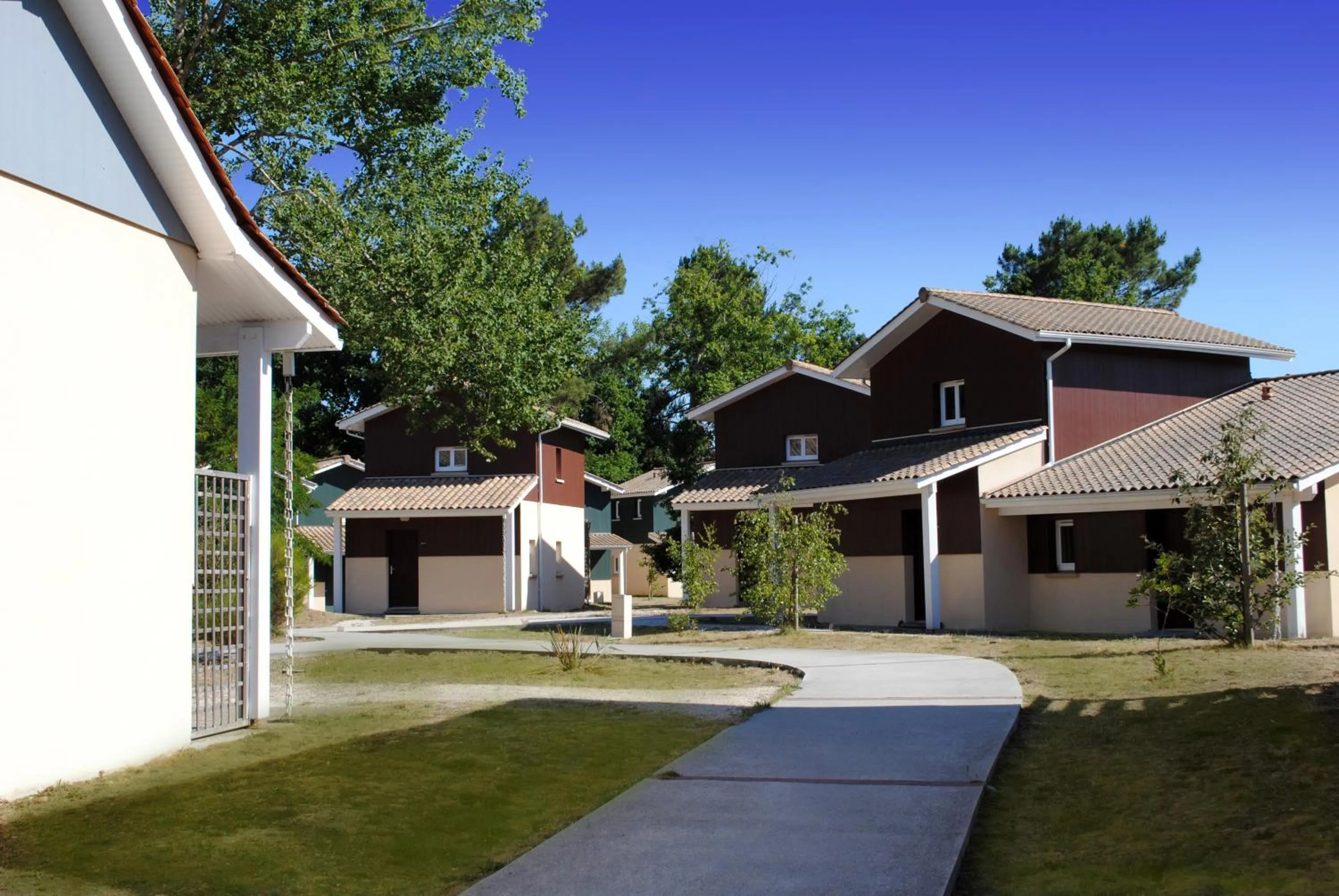 Facade/entrance in Résidence Néméa Les Rives de Saint Brice