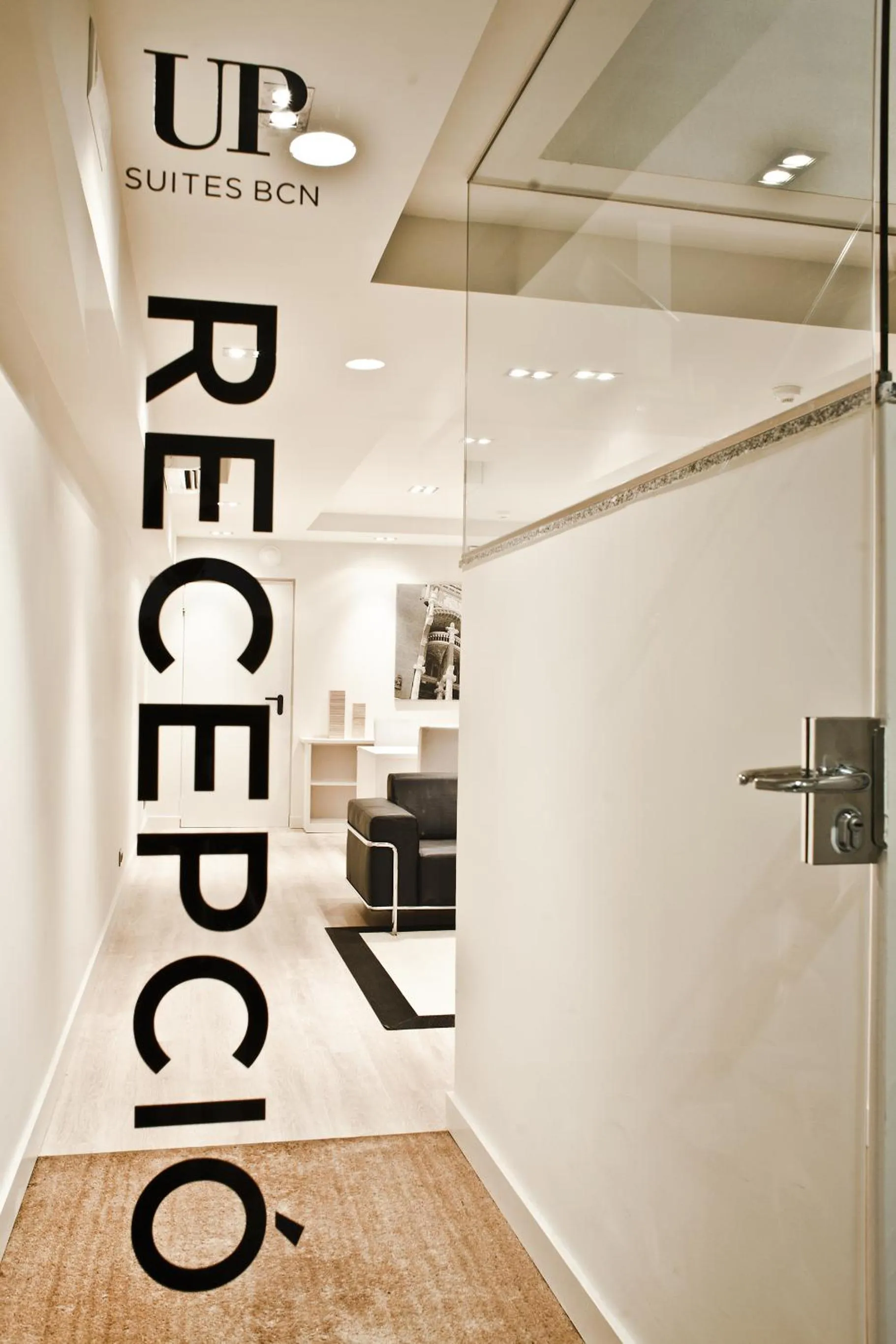 Lobby or reception in Up Suites BCN