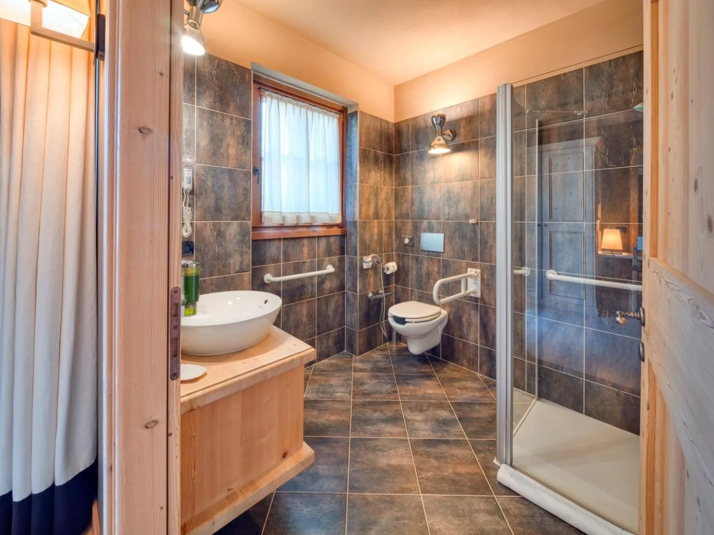 Double or Twin Room with Balcony in Agriturismo Rini