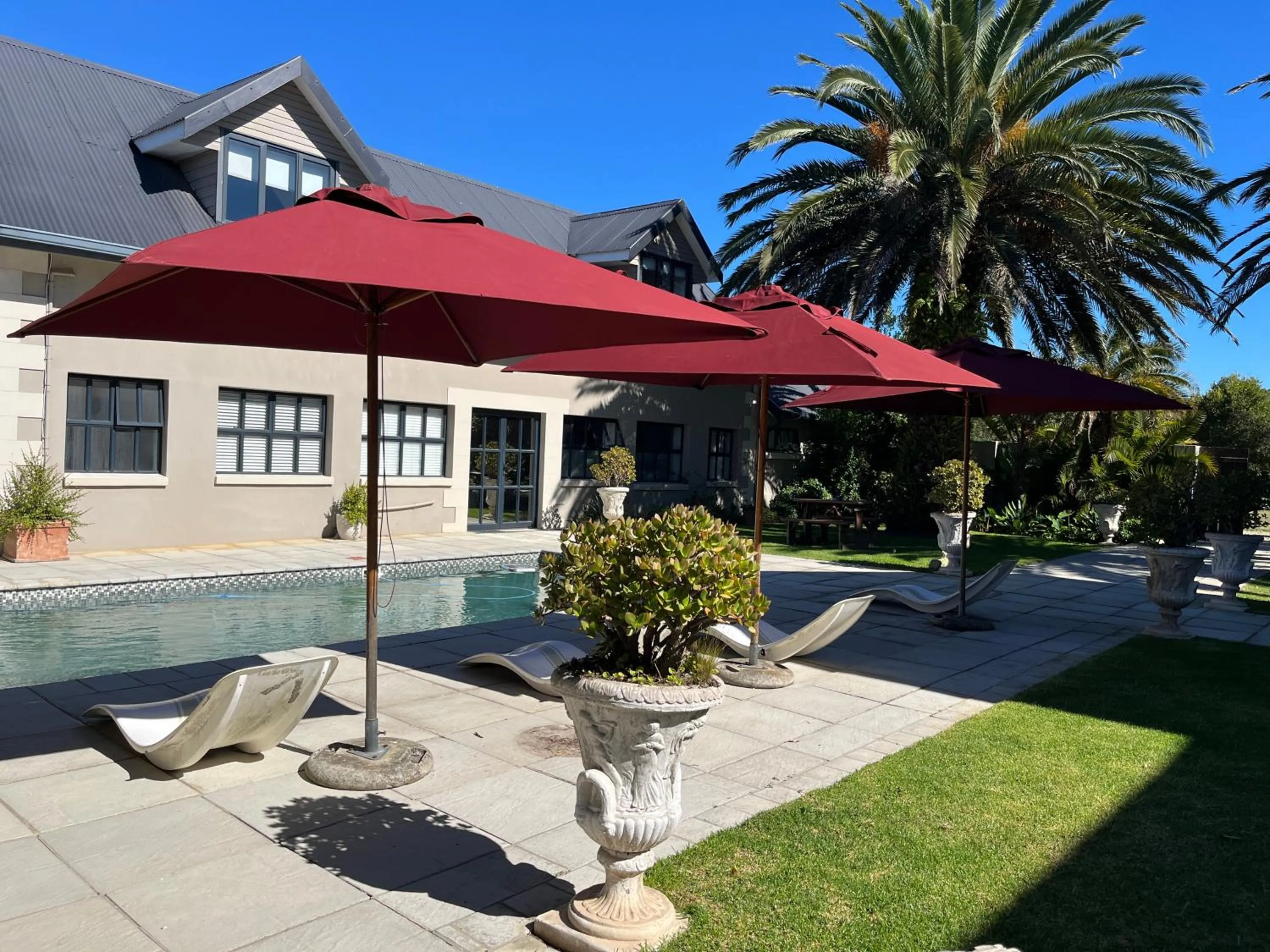 Property building in Stoneridge farm