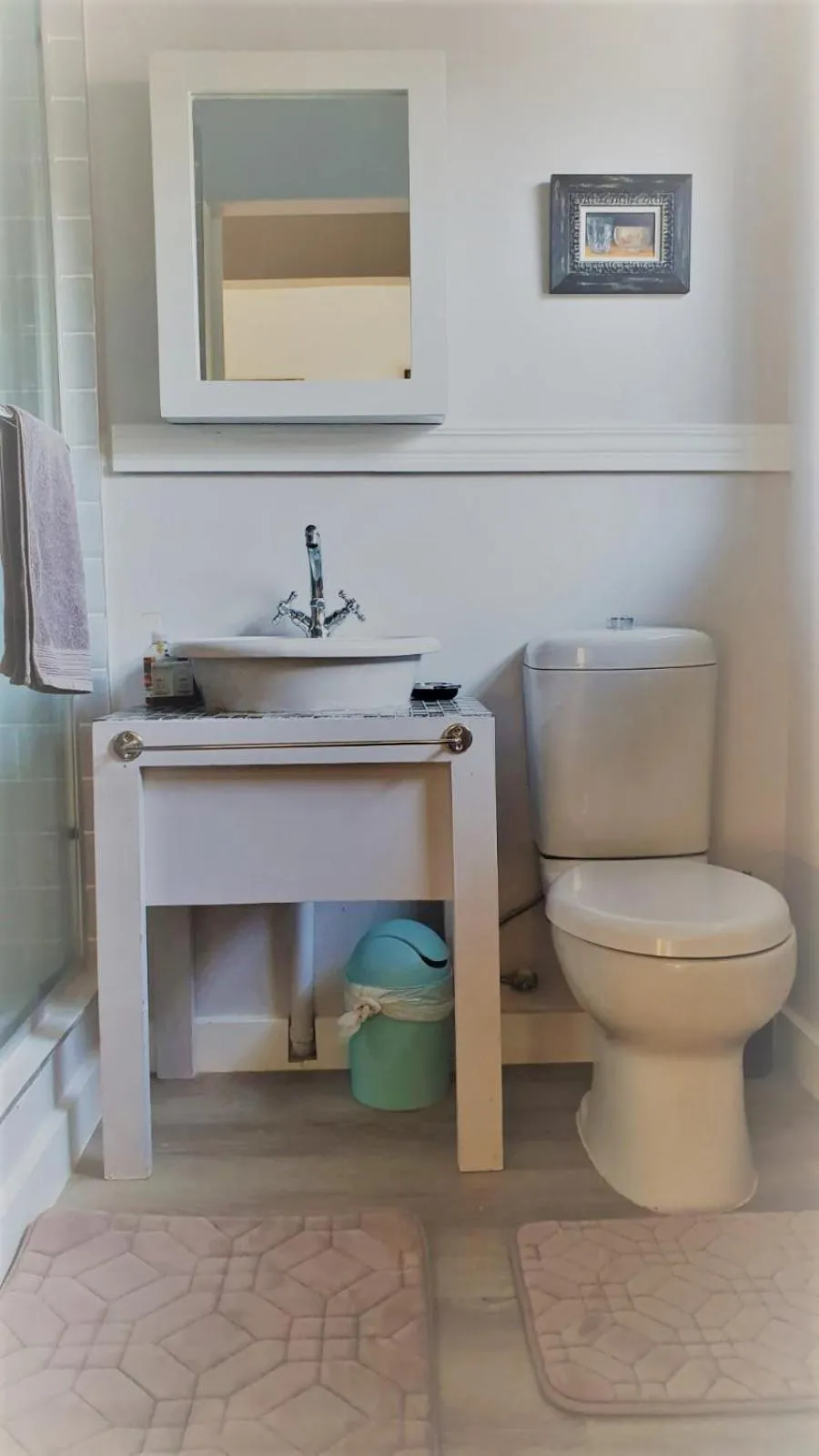 Bathroom in Stoneridge farm