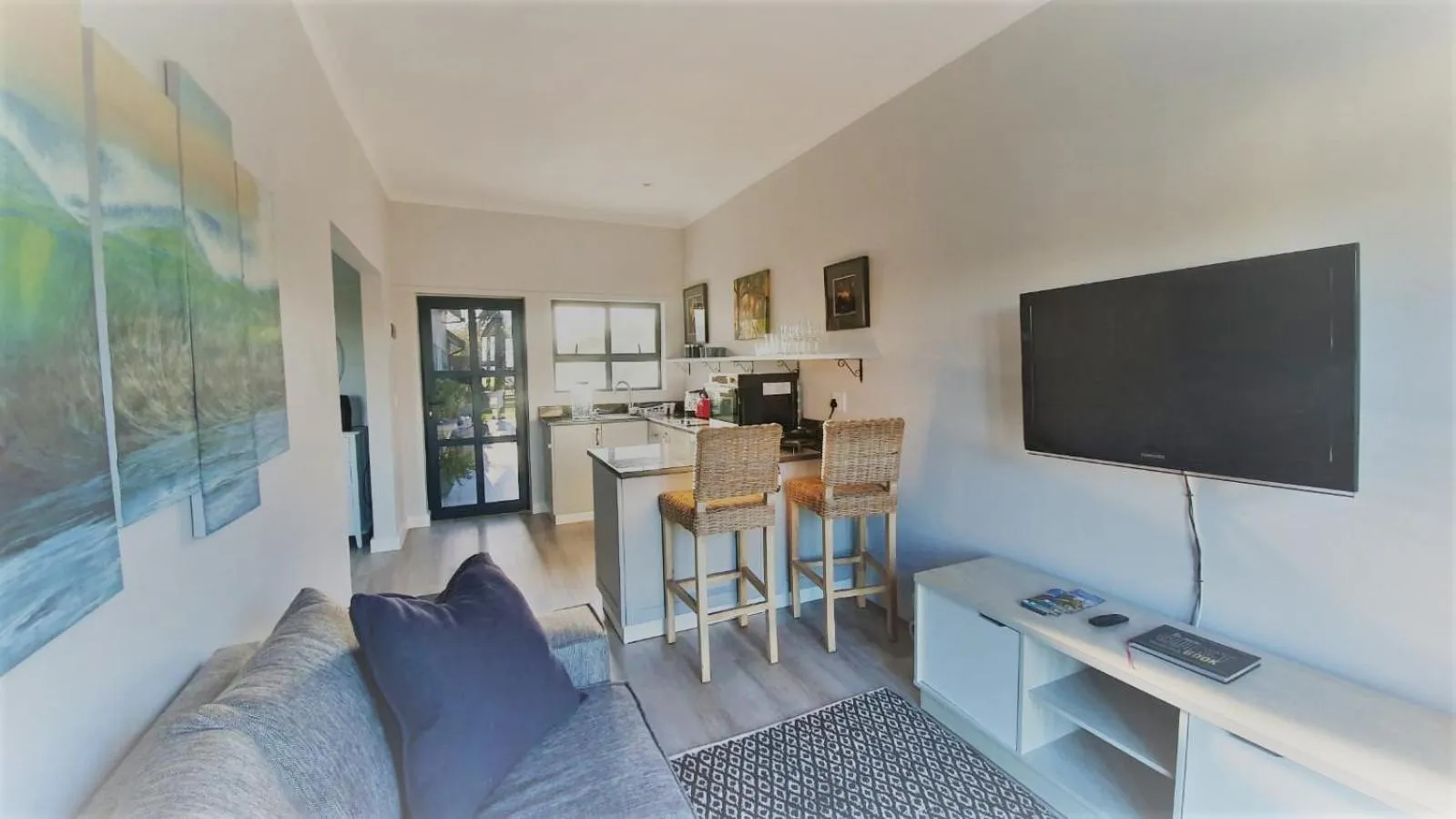 TV and multimedia in Stoneridge farm