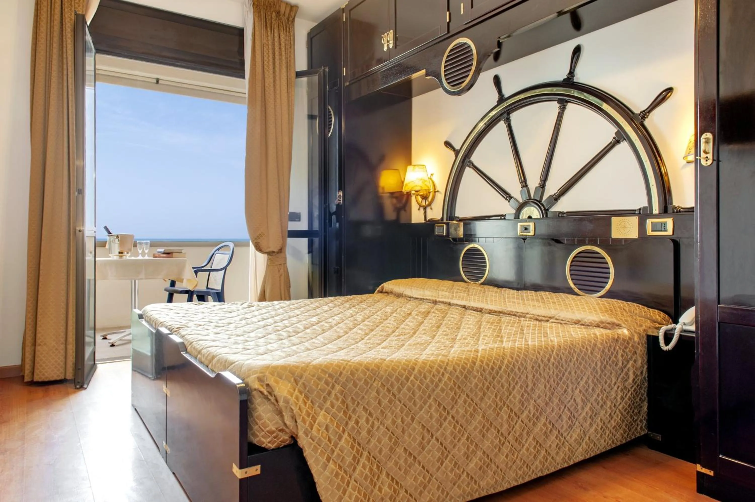 Photo of the whole room, Bed in Hotel Villa Lo Scoglietto