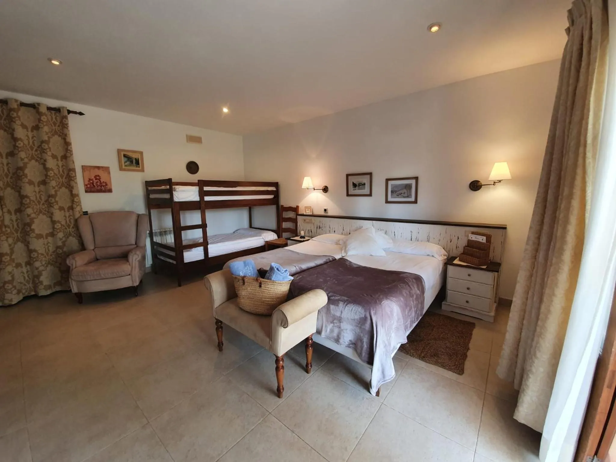 Property building, Bed in Agroturisme Na Martina