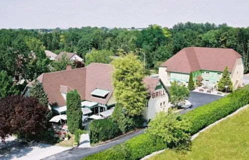 Bird's eye view in Logis Hôtel Le Pan De Bois