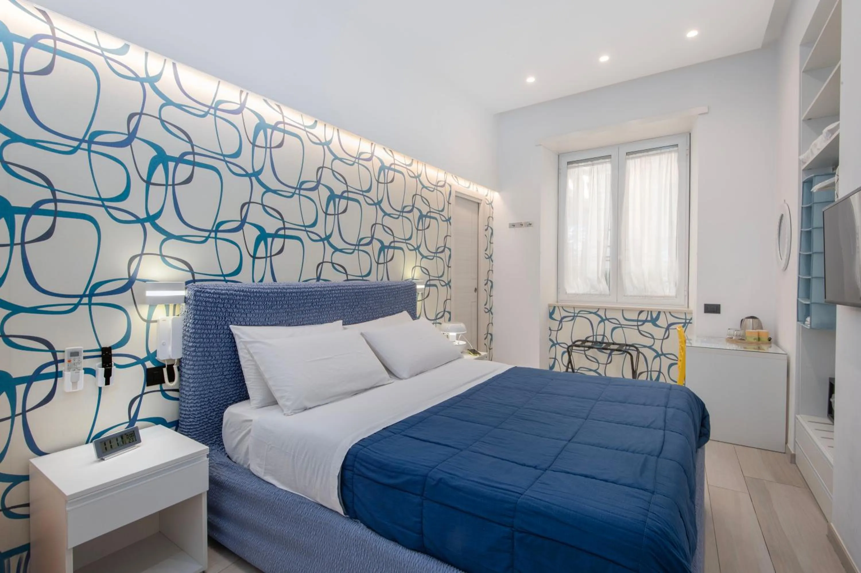 Bedroom, Bed in STARITA BED & PIZZA