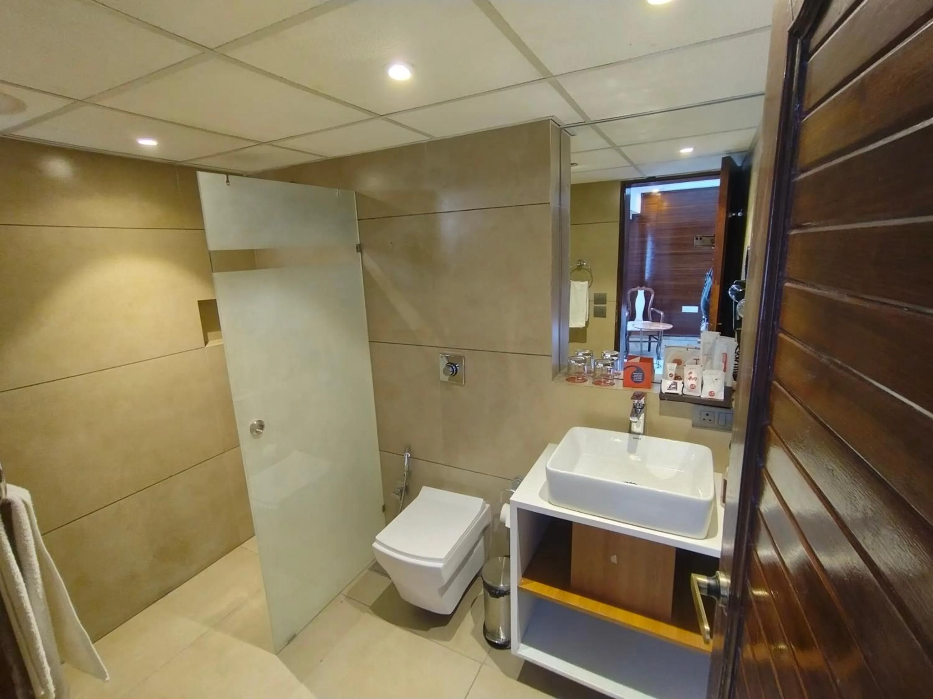 Shower in Spree Hotel Rajkot