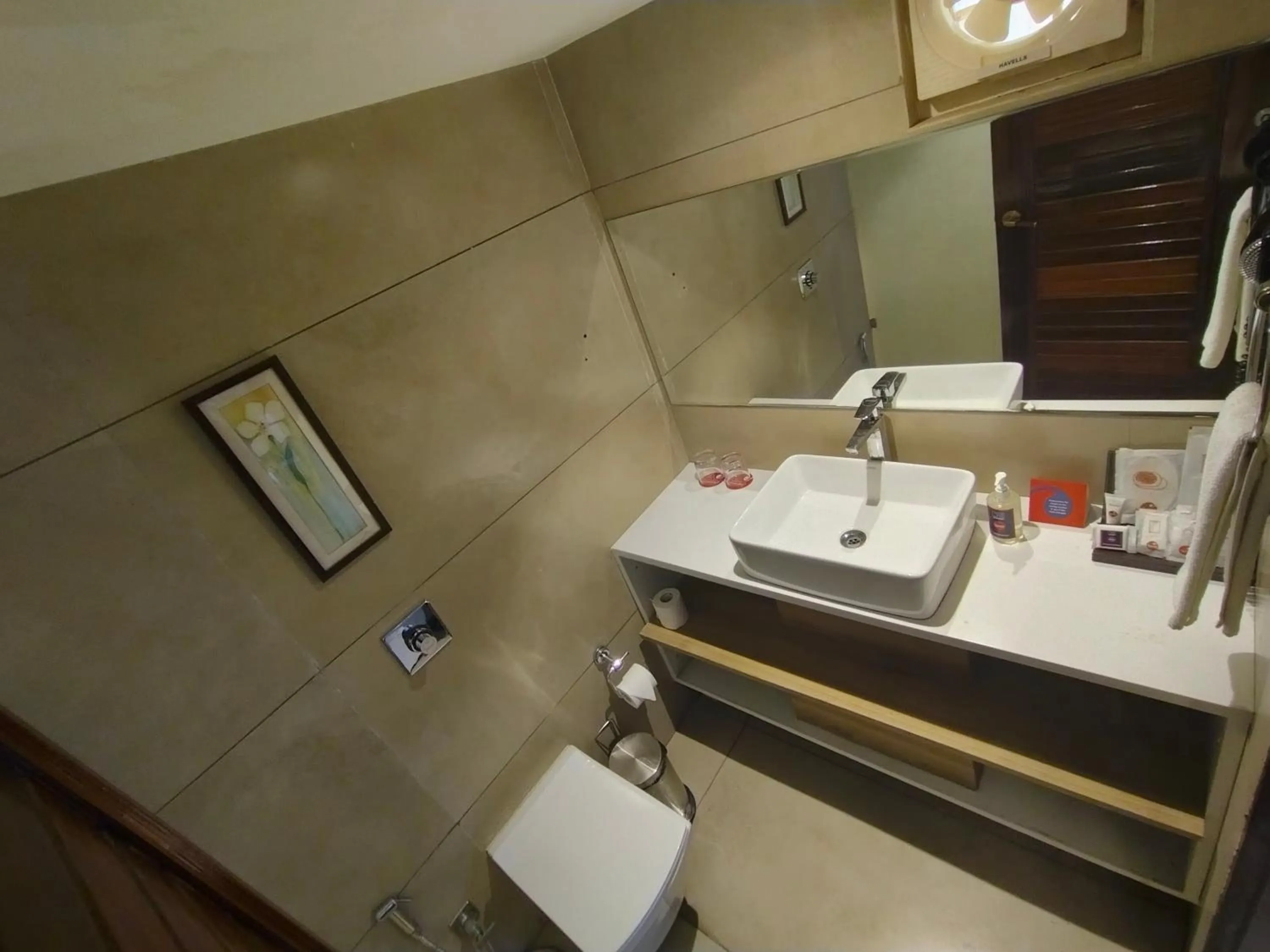 Bathroom in Spree Hotel Rajkot