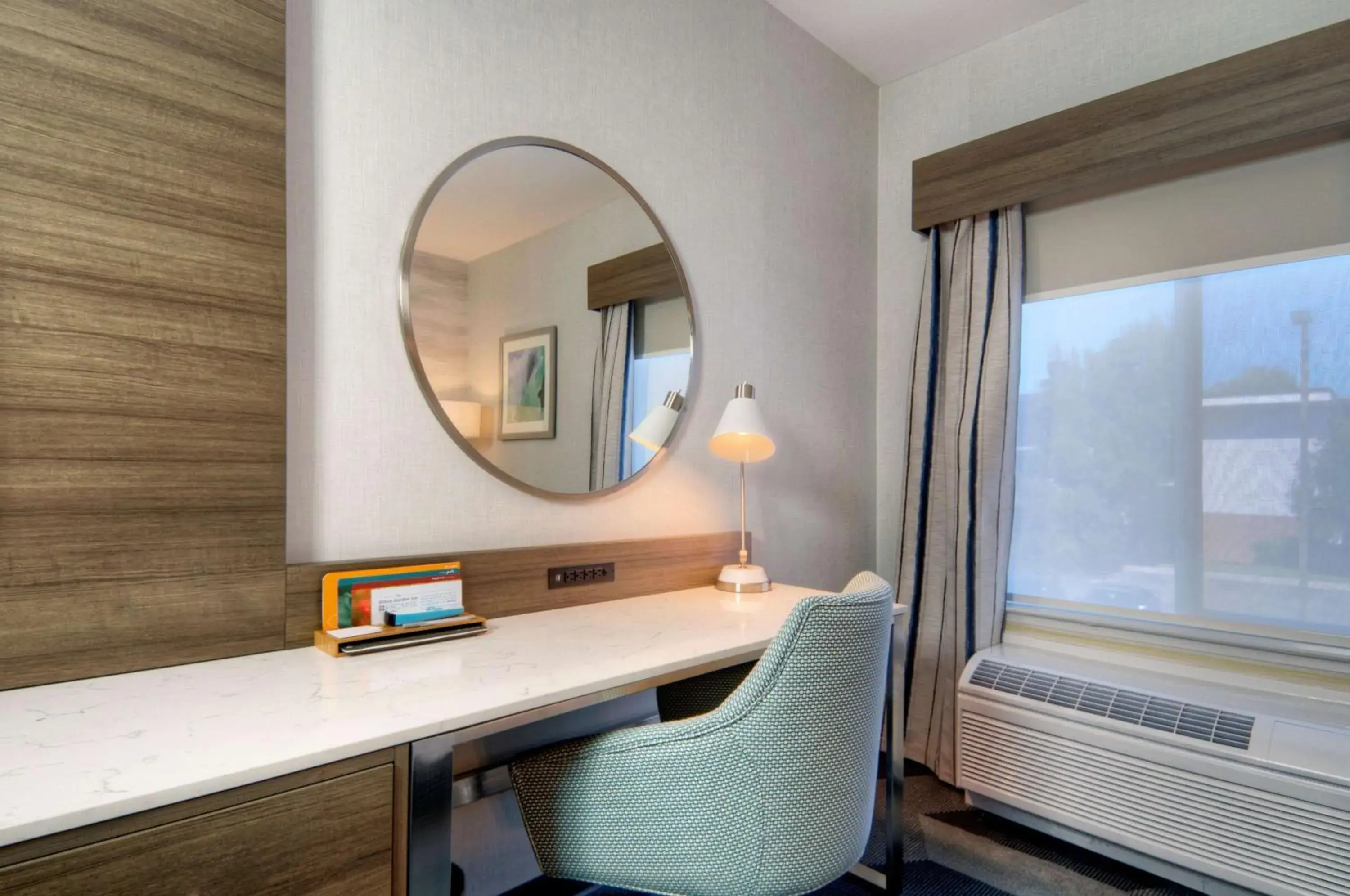 Queen Room with Two Queen Beds in Hilton Garden Inn Livermore Queen Room with Two Queen Beds in Hilton Garden Inn Livermore