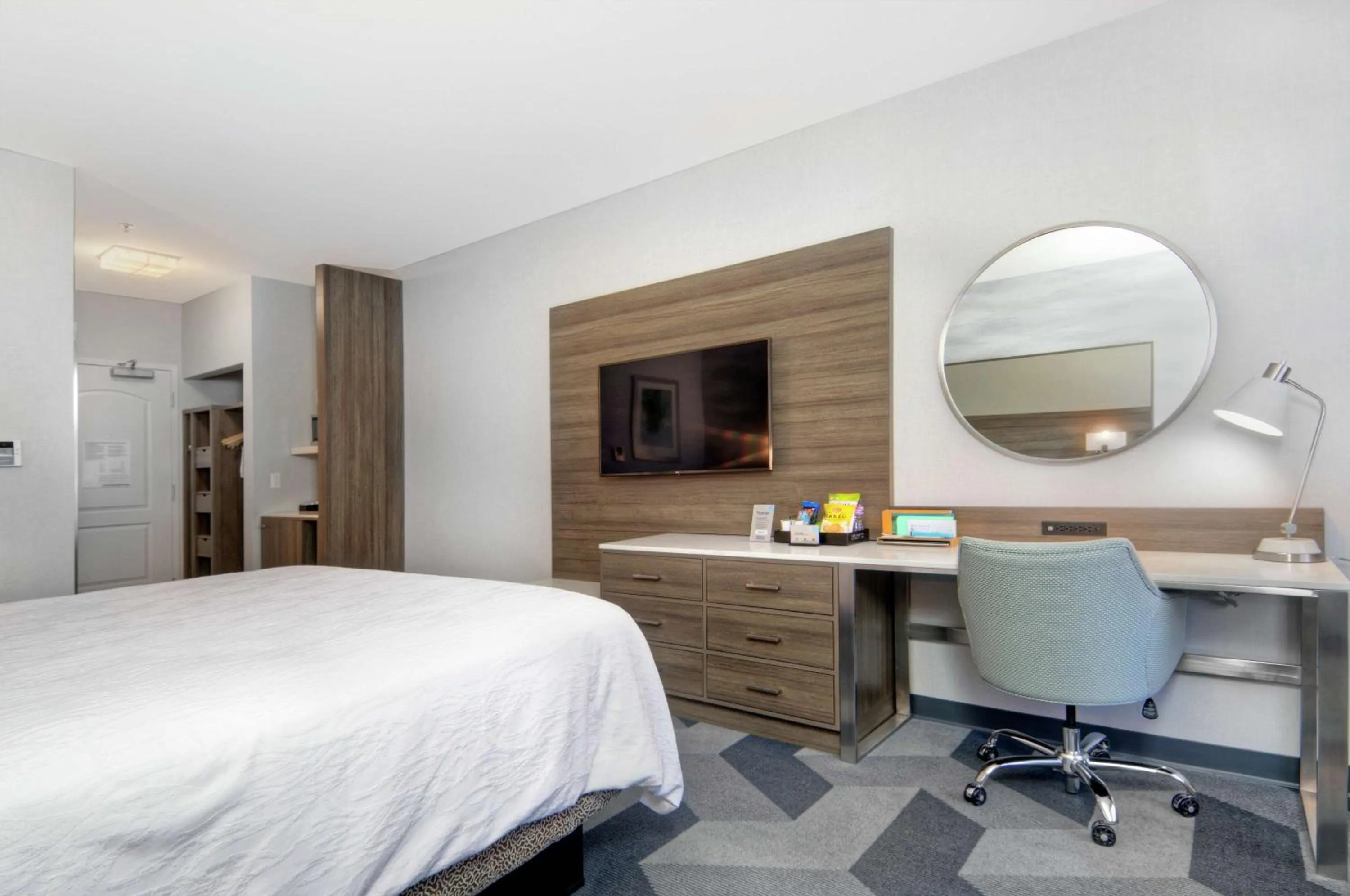 Bedroom, Bed in Hilton Garden Inn Livermore