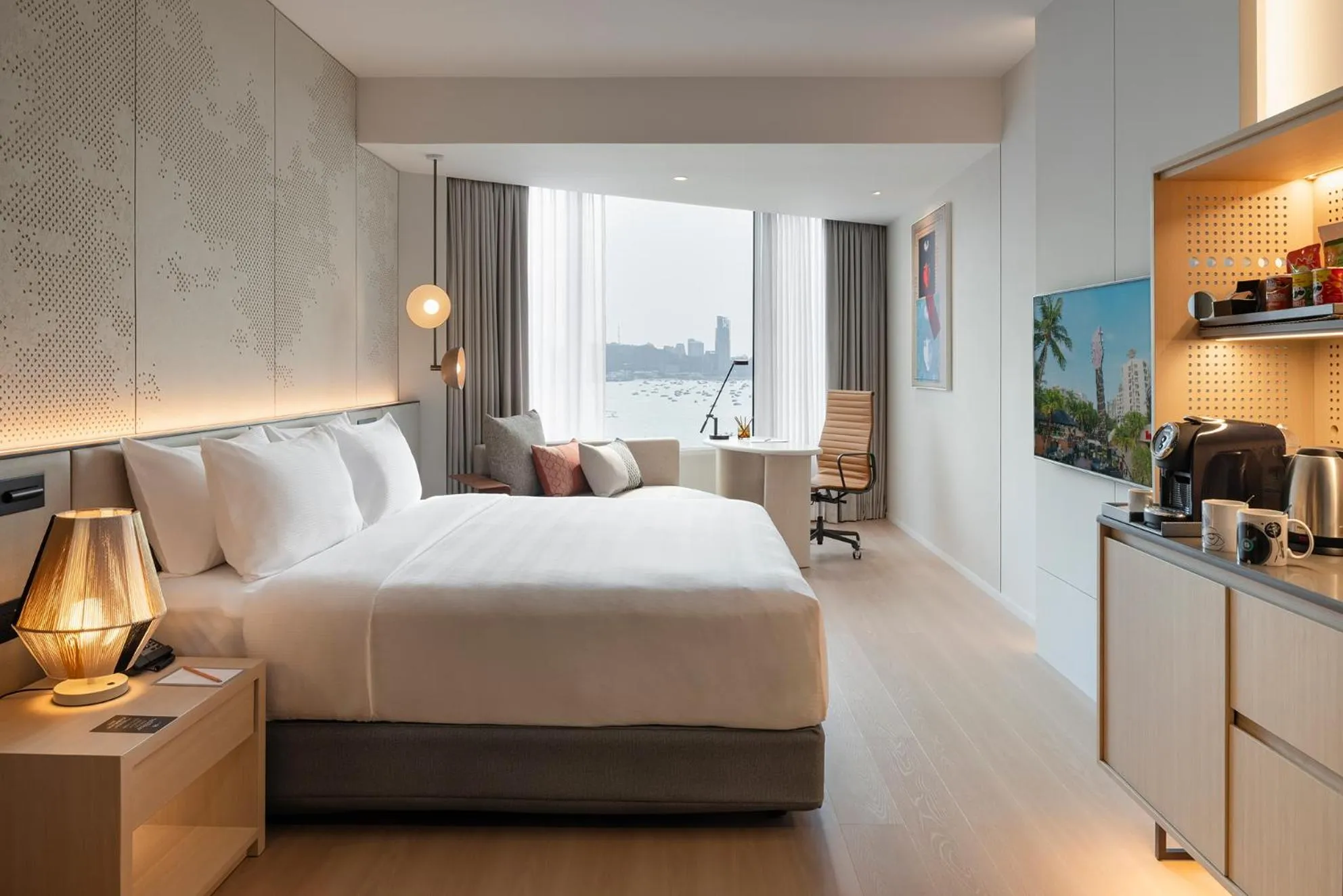 Bedroom, Bed in Hard Rock Hotel Pattaya